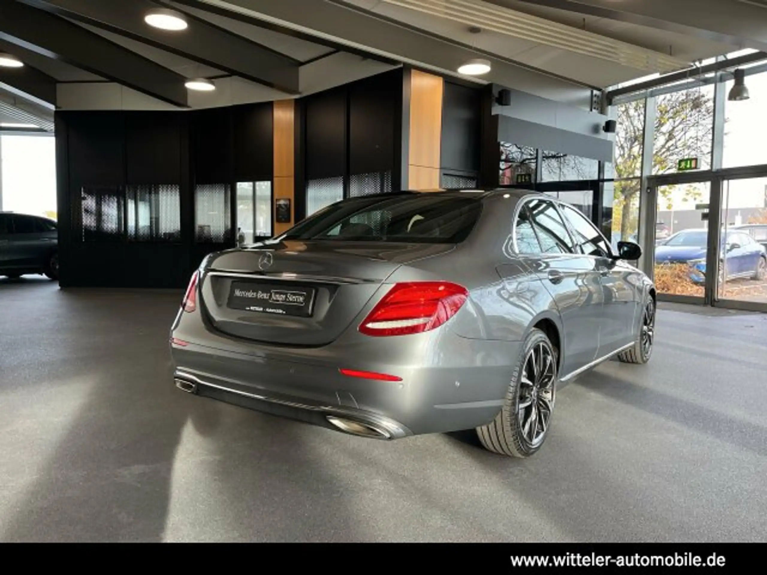 Mercedes-Benz - E 450