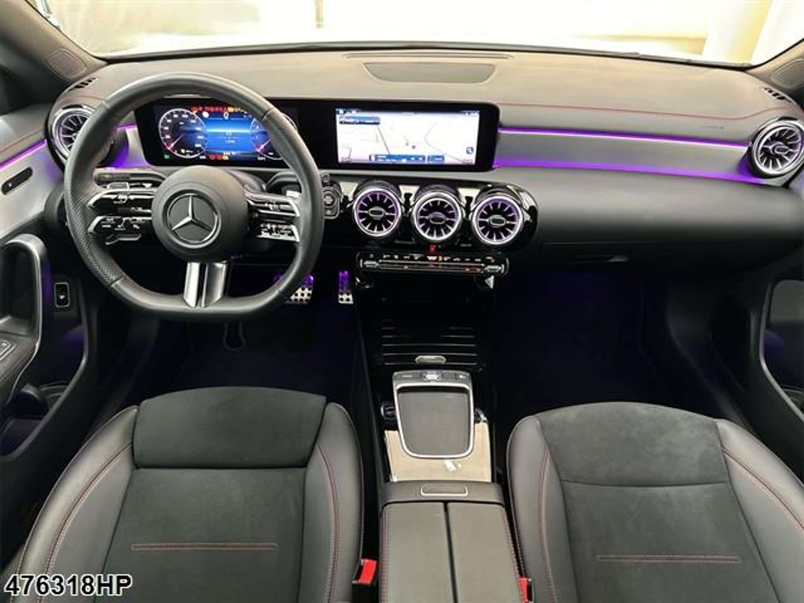 Mercedes-Benz - CLA 200