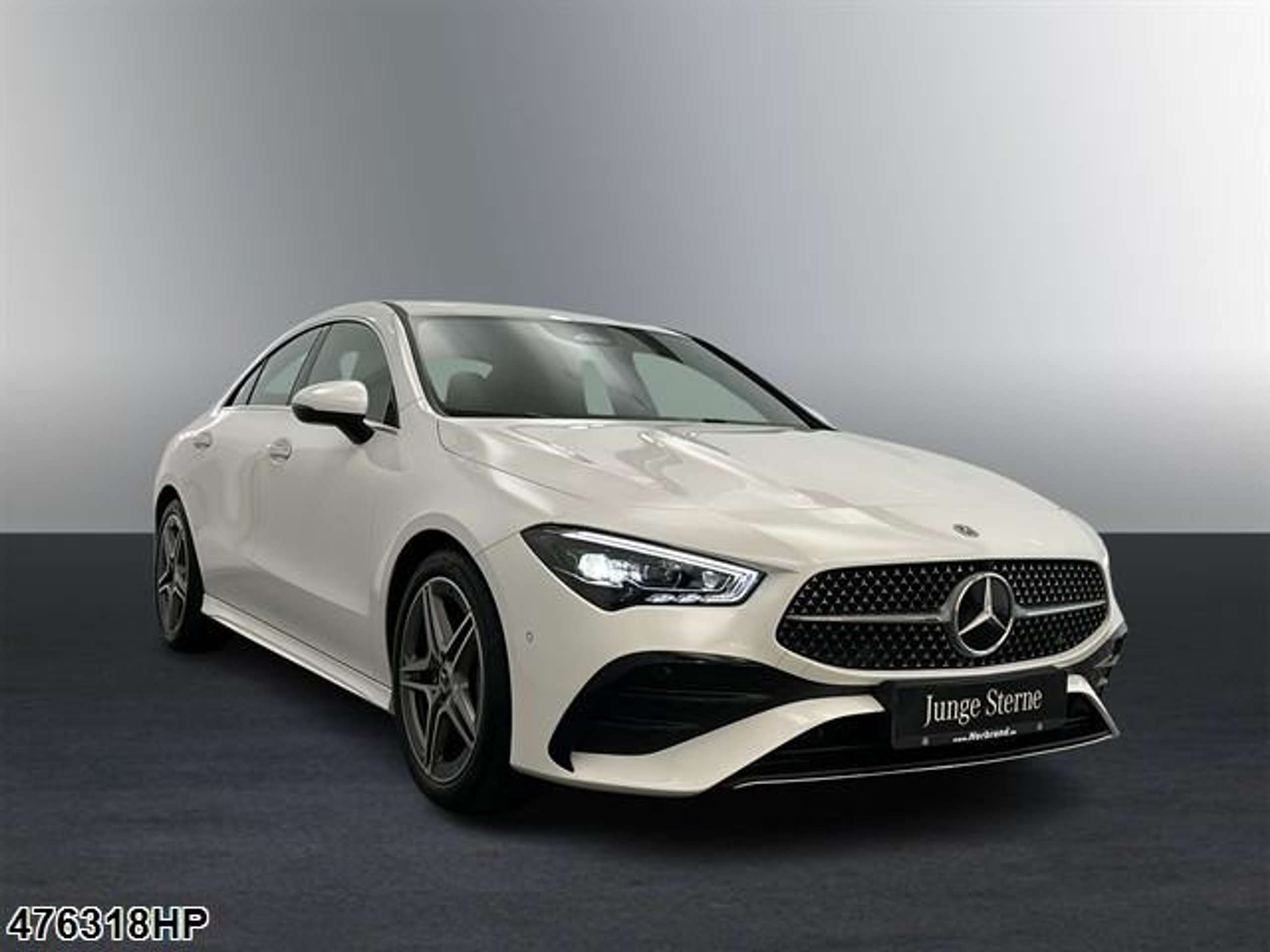 Mercedes-Benz - CLA 200