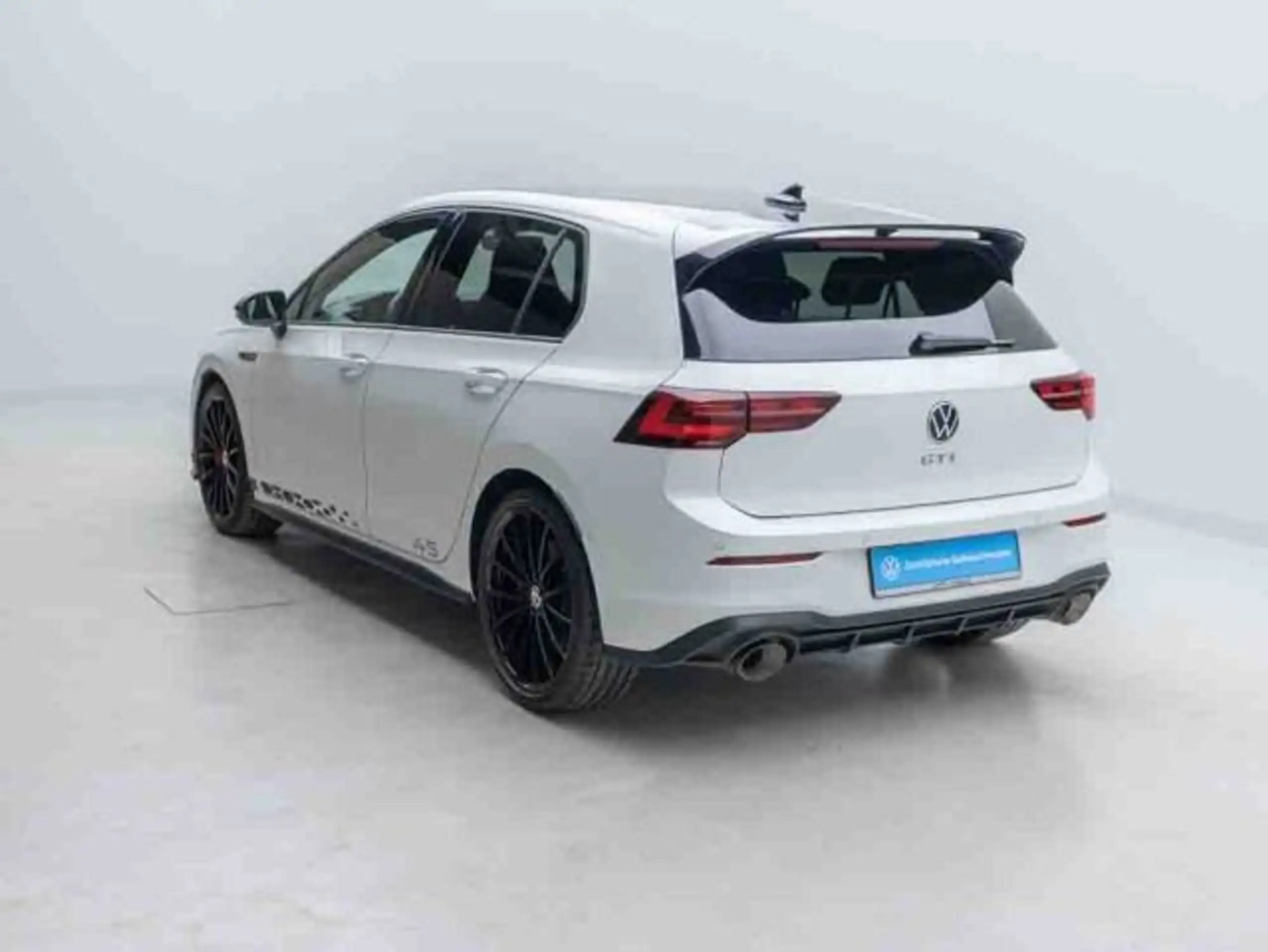 Volkswagen - Golf GTI