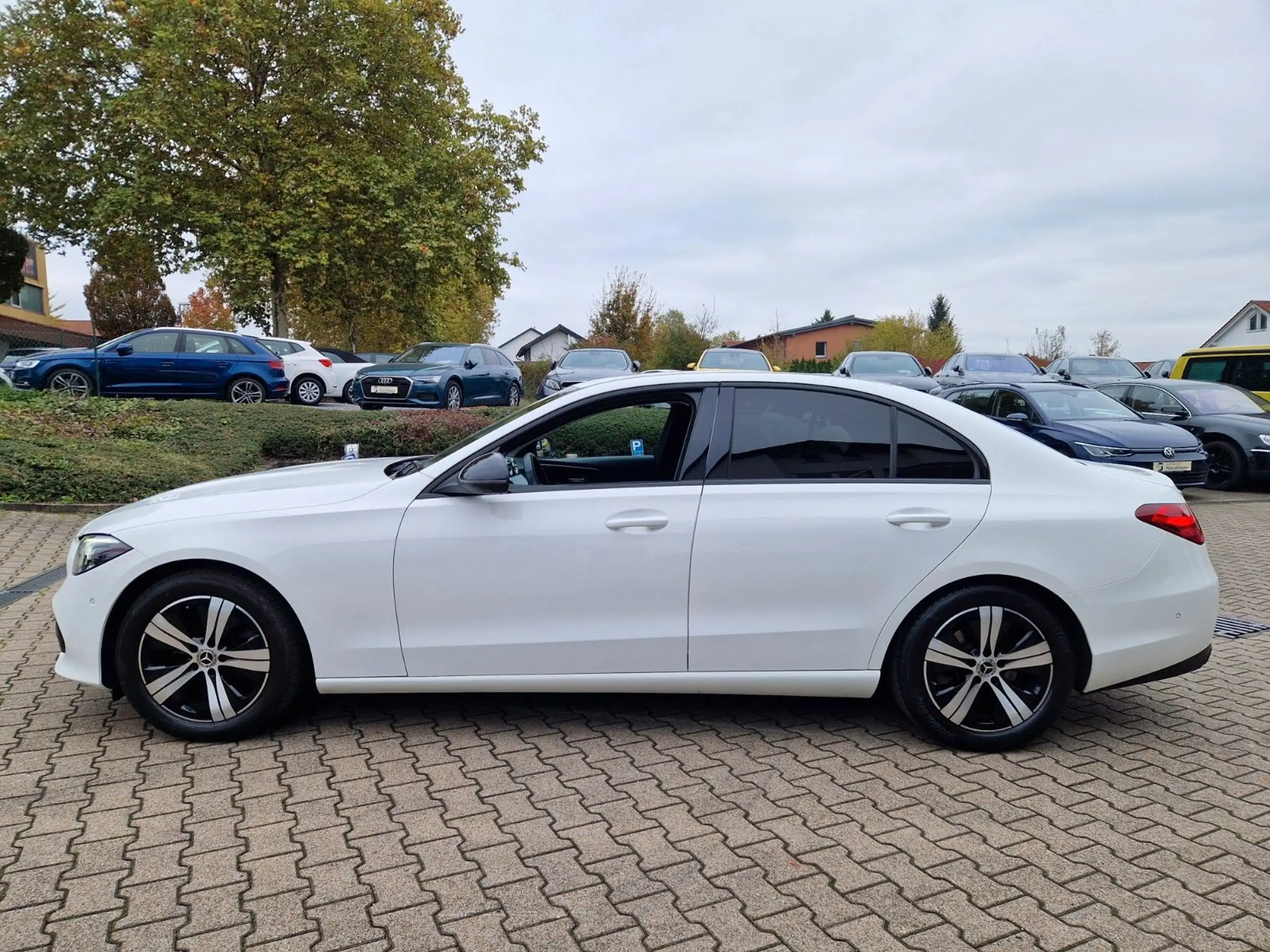 Mercedes-Benz - C 300