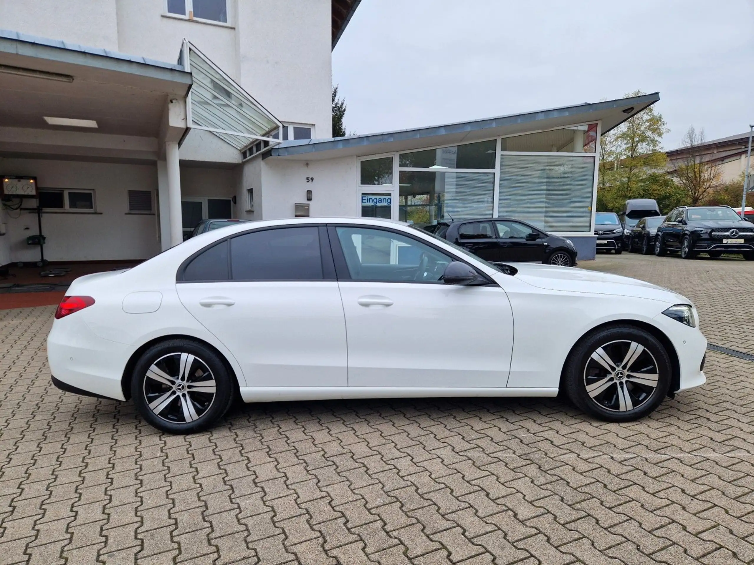 Mercedes-Benz - C 300