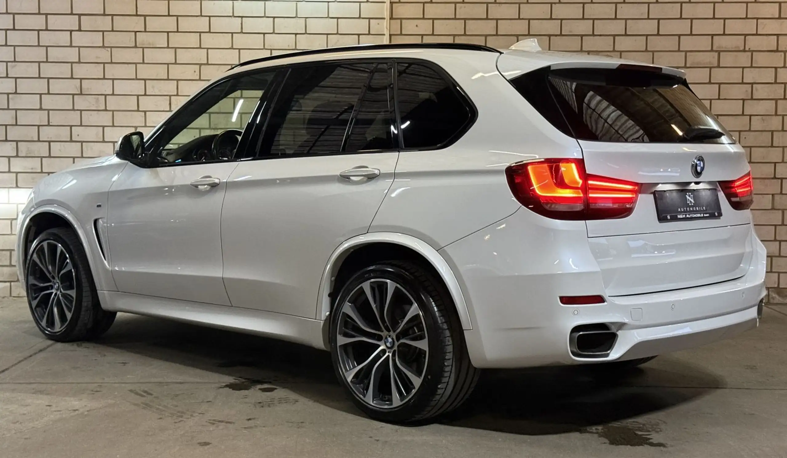 BMW - X5