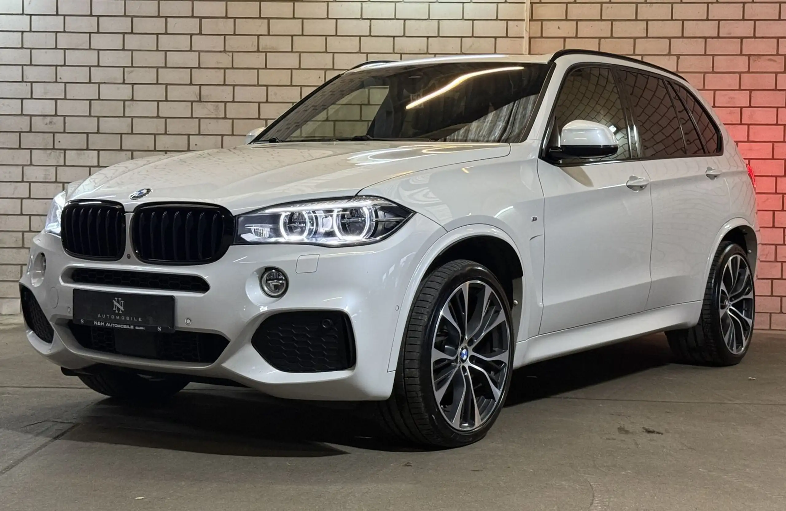 BMW - X5