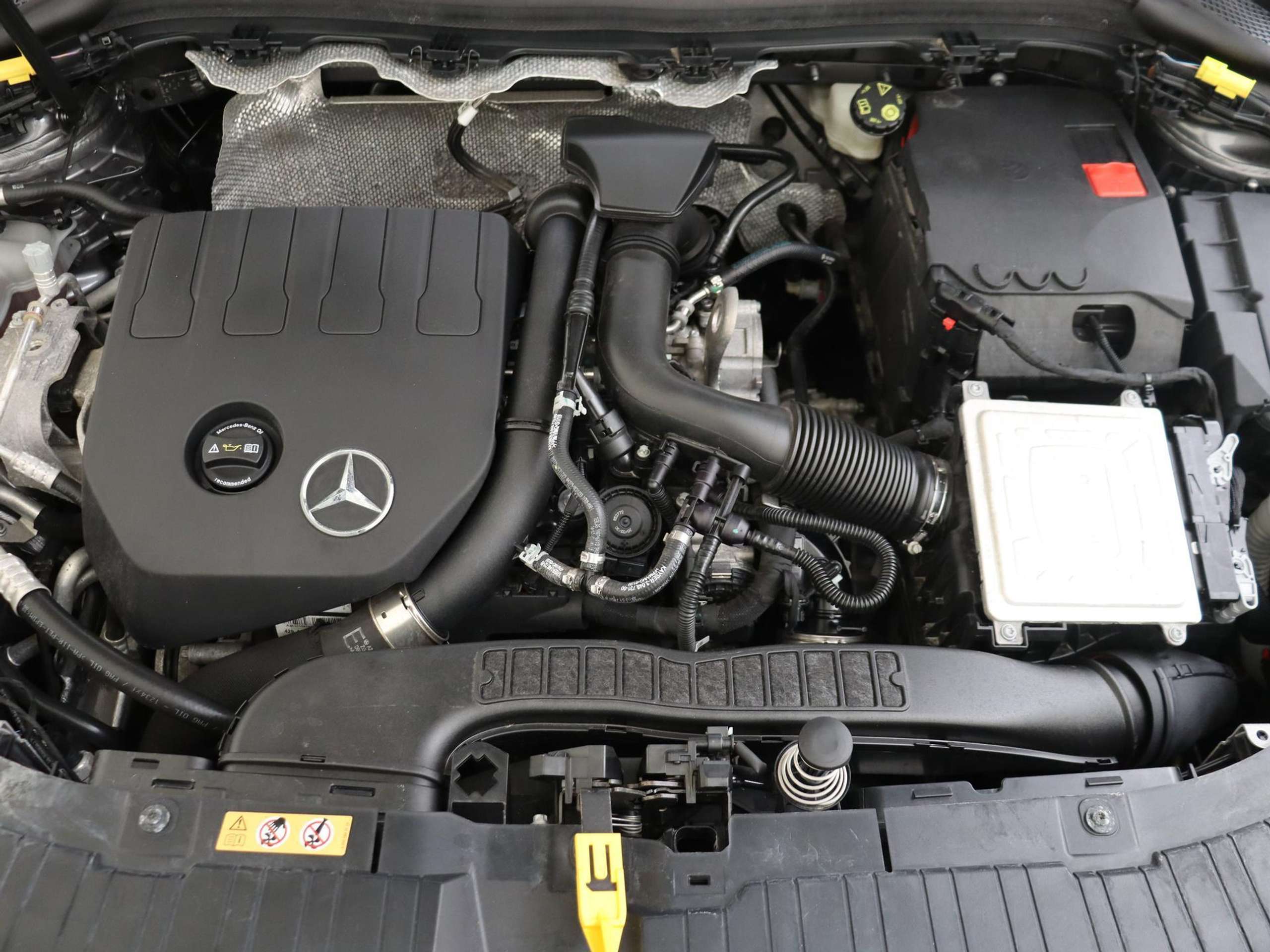 Mercedes-Benz - GLA 200