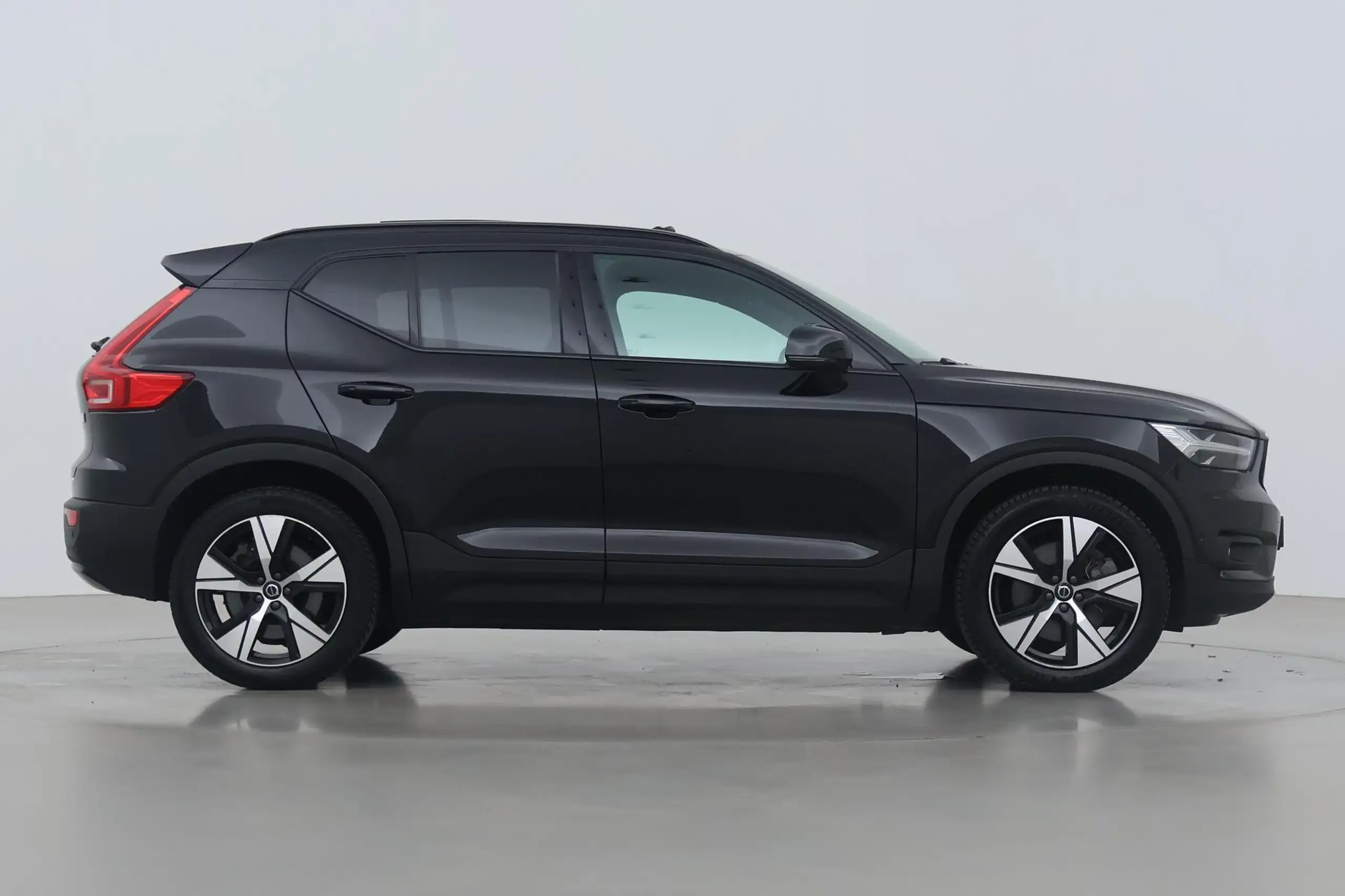 Volvo - XC40