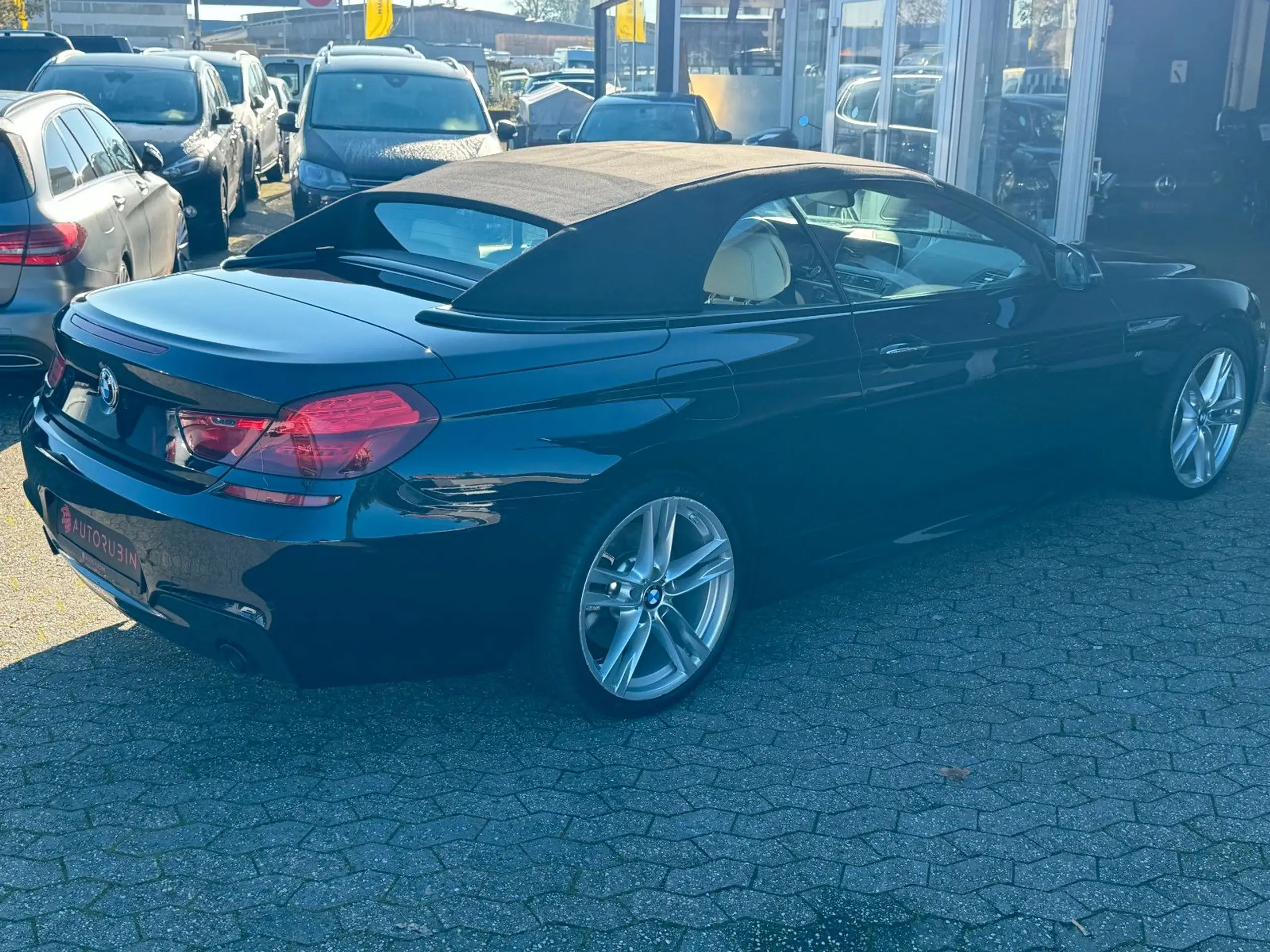 BMW - 640