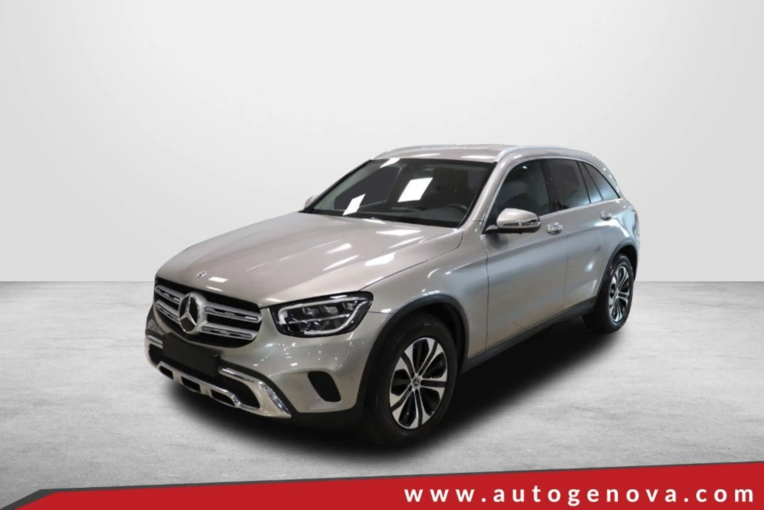 Mercedes-Benz - GLC 200