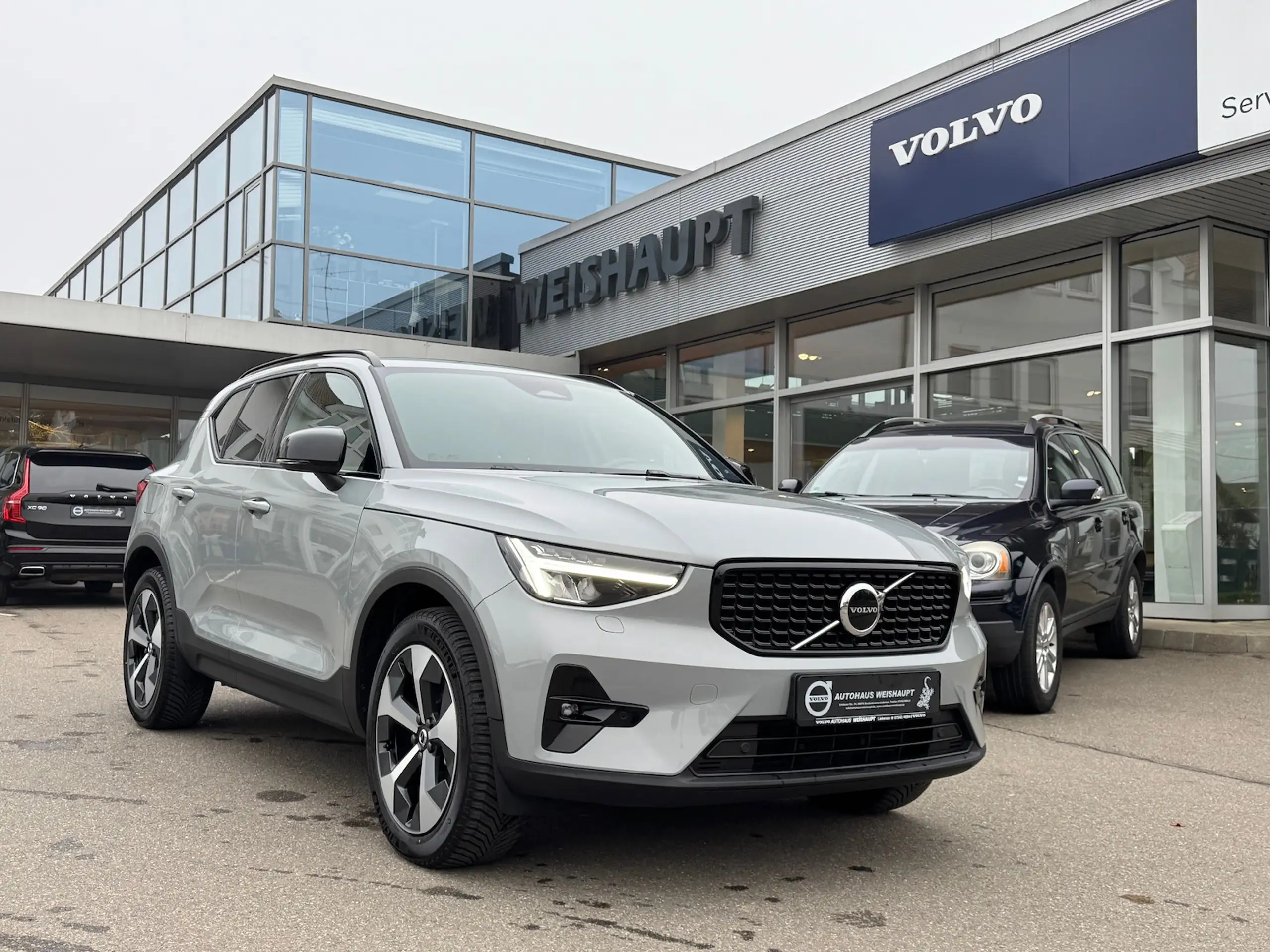 Volvo - XC40