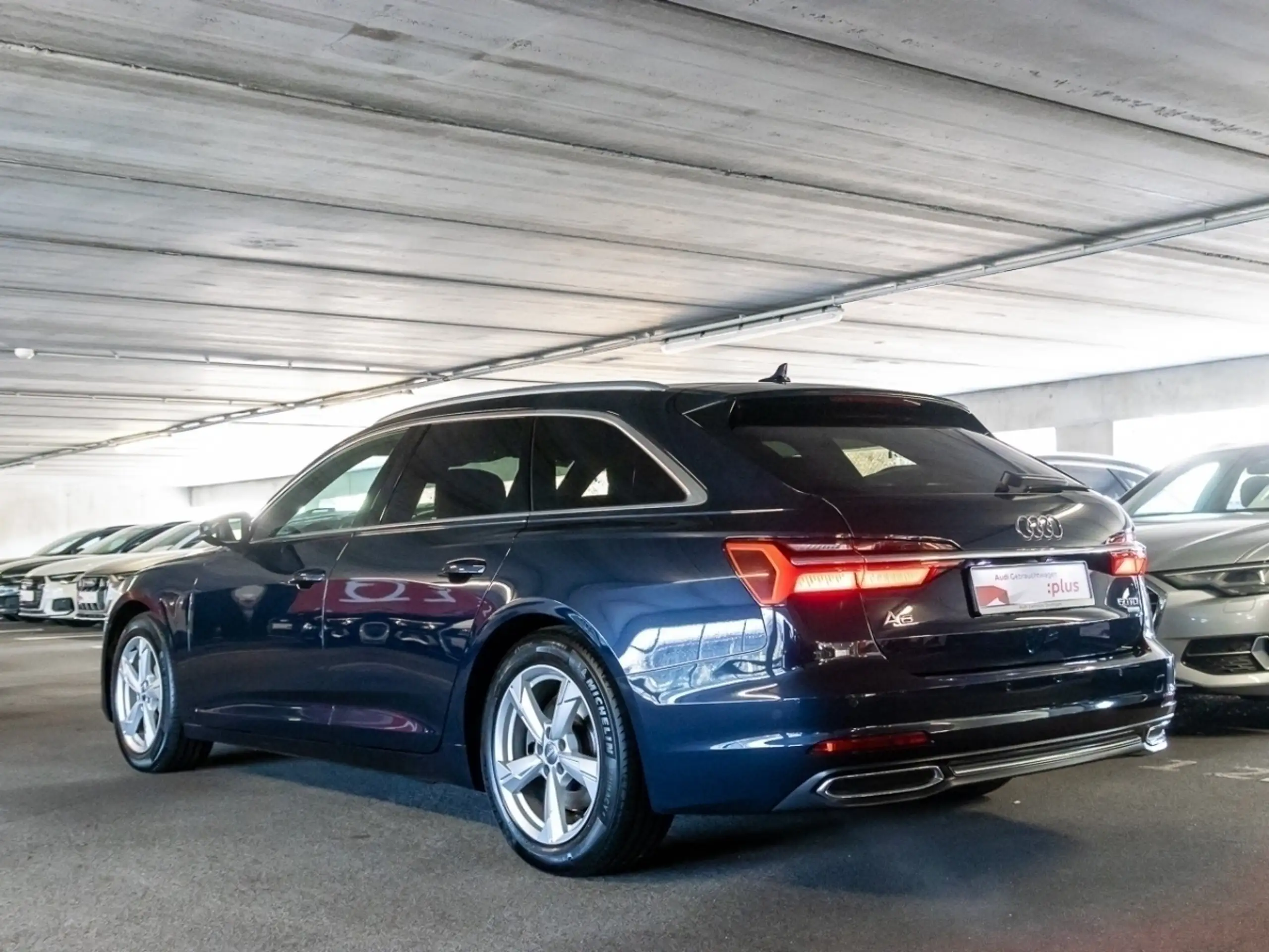 Audi - A6