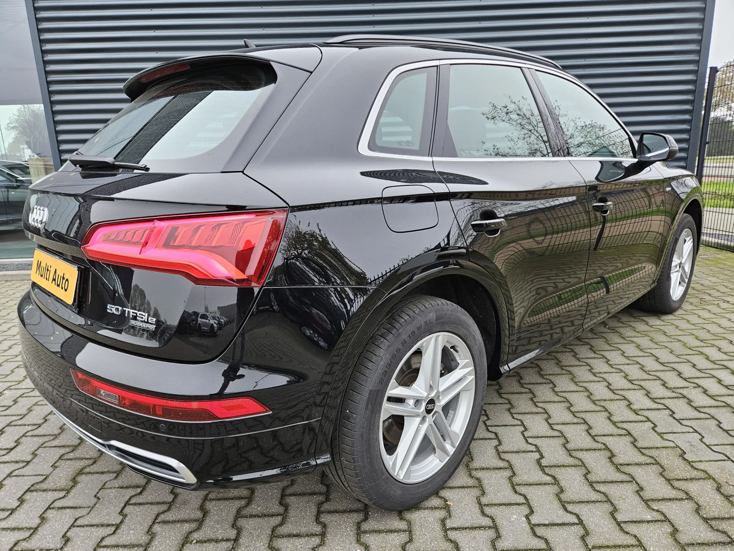 Audi - Q5