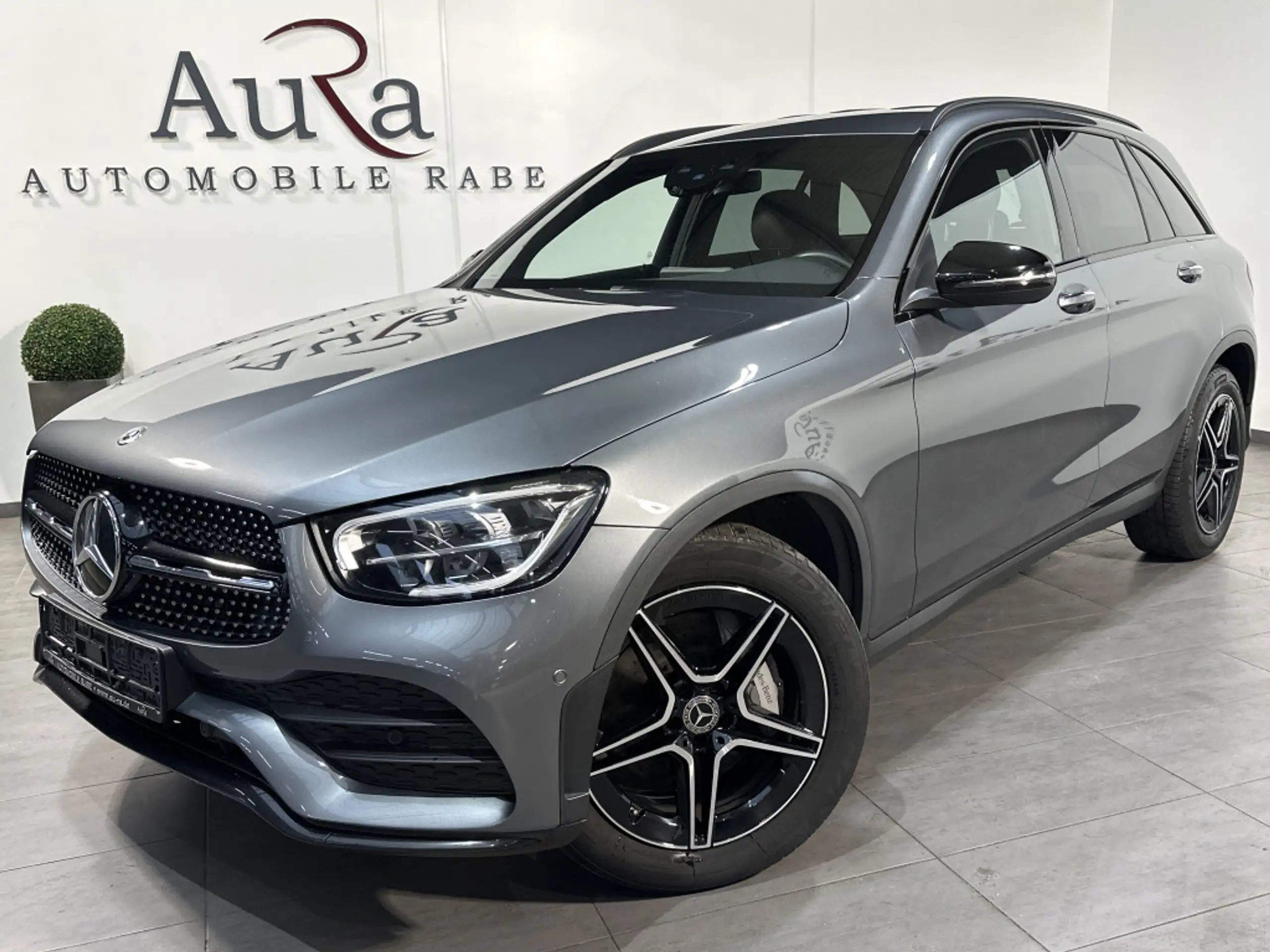 Mercedes-Benz GLC 300 2020