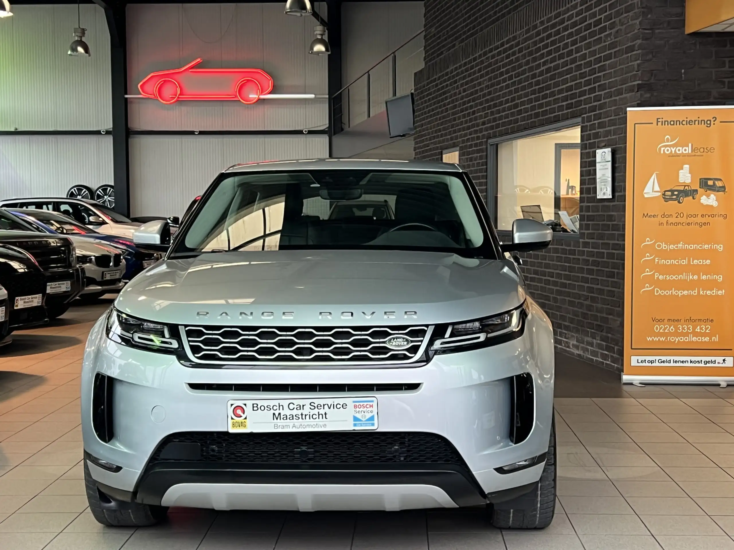 Land Rover - Range Rover Evoque