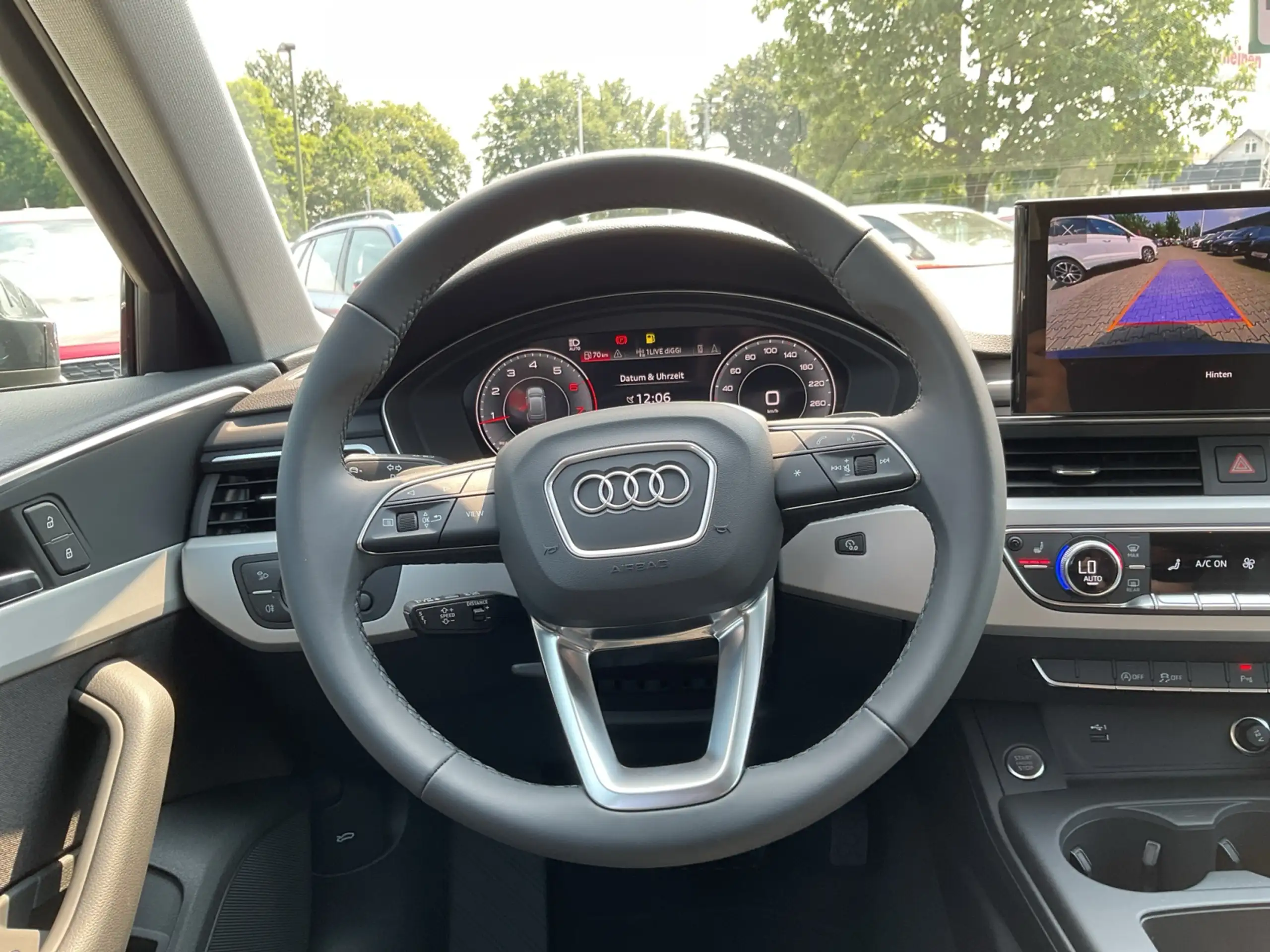 Audi - A4