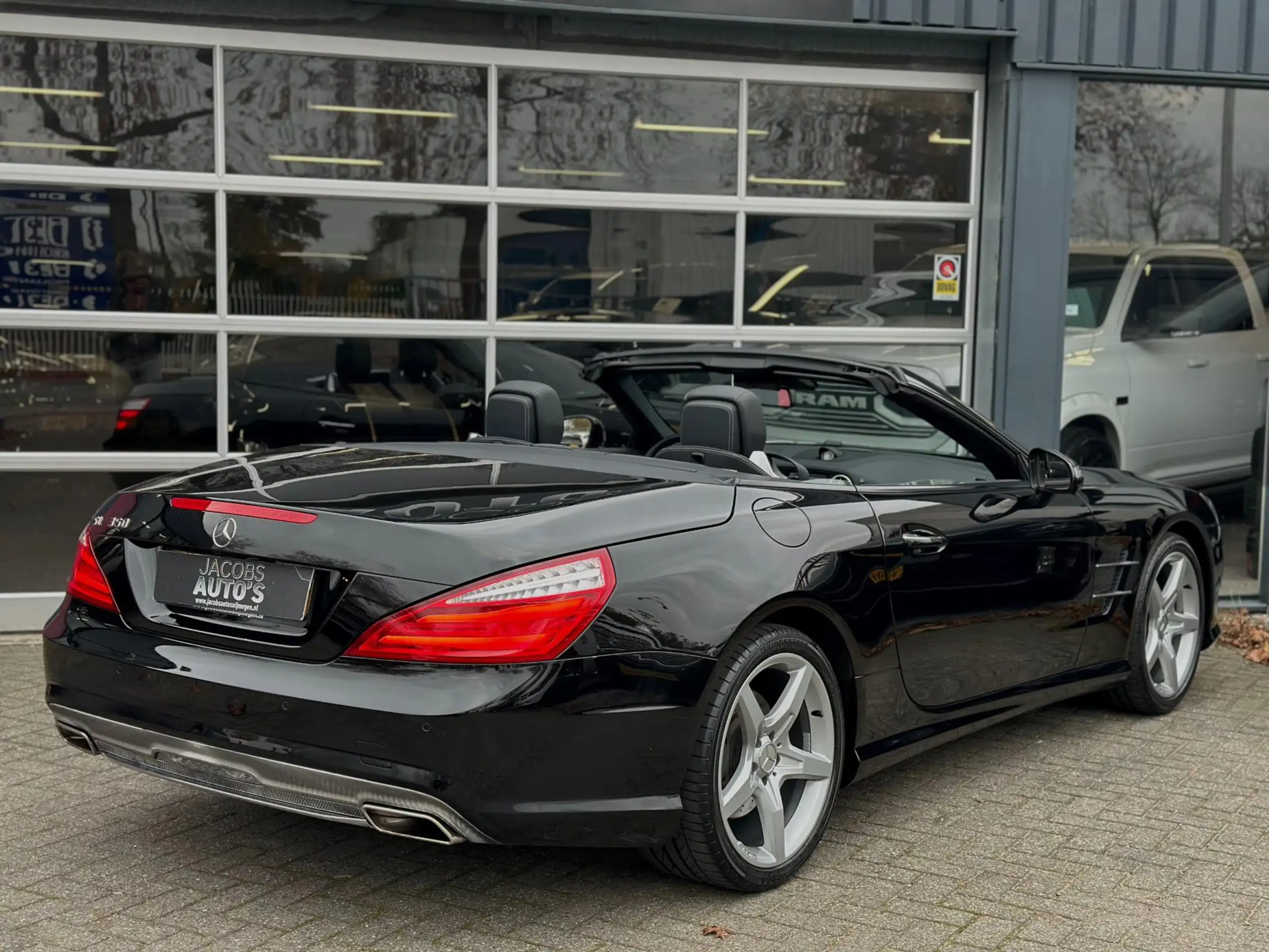 Mercedes-Benz - SL 350