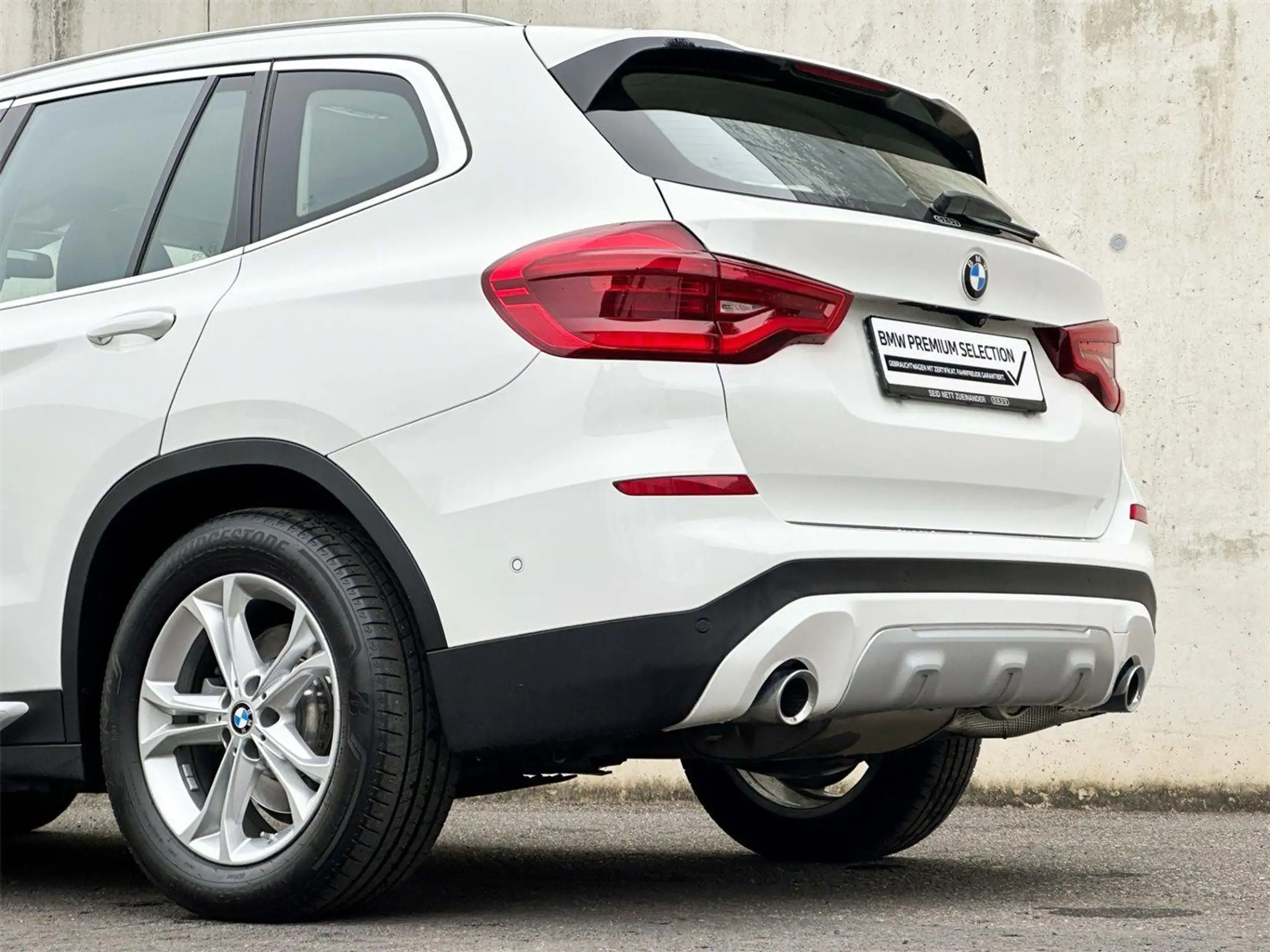 BMW - X3