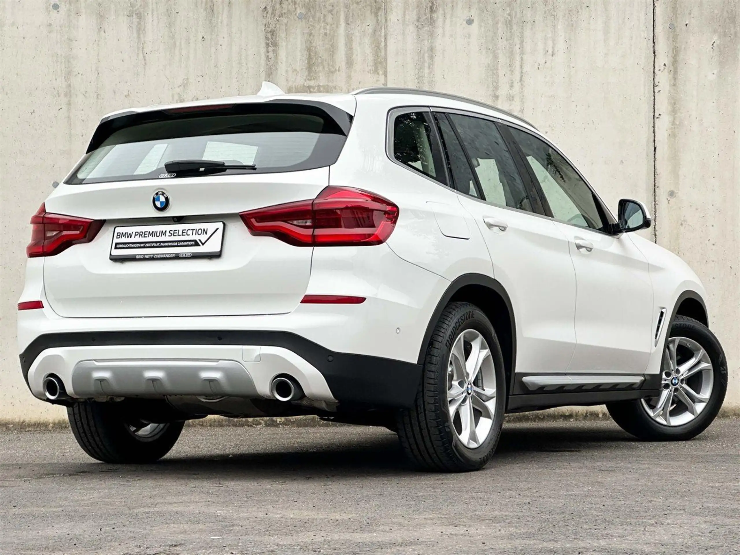 BMW - X3