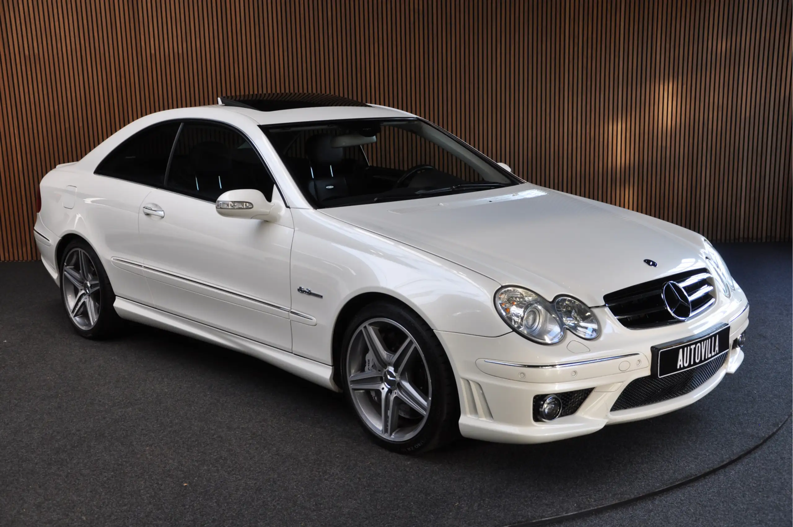 Mercedes-Benz - CLK 63 AMG