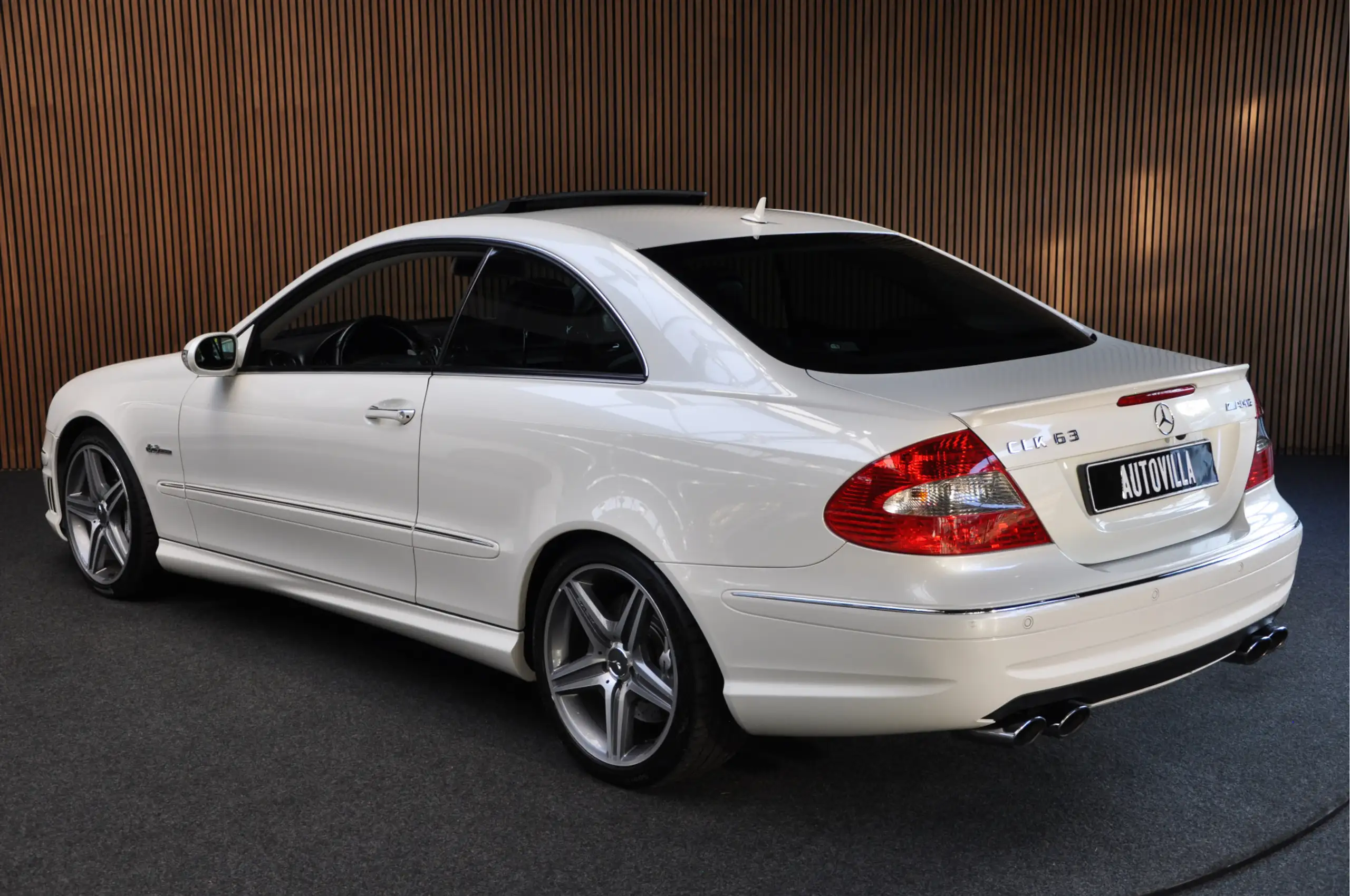 Mercedes-Benz - CLK 63 AMG