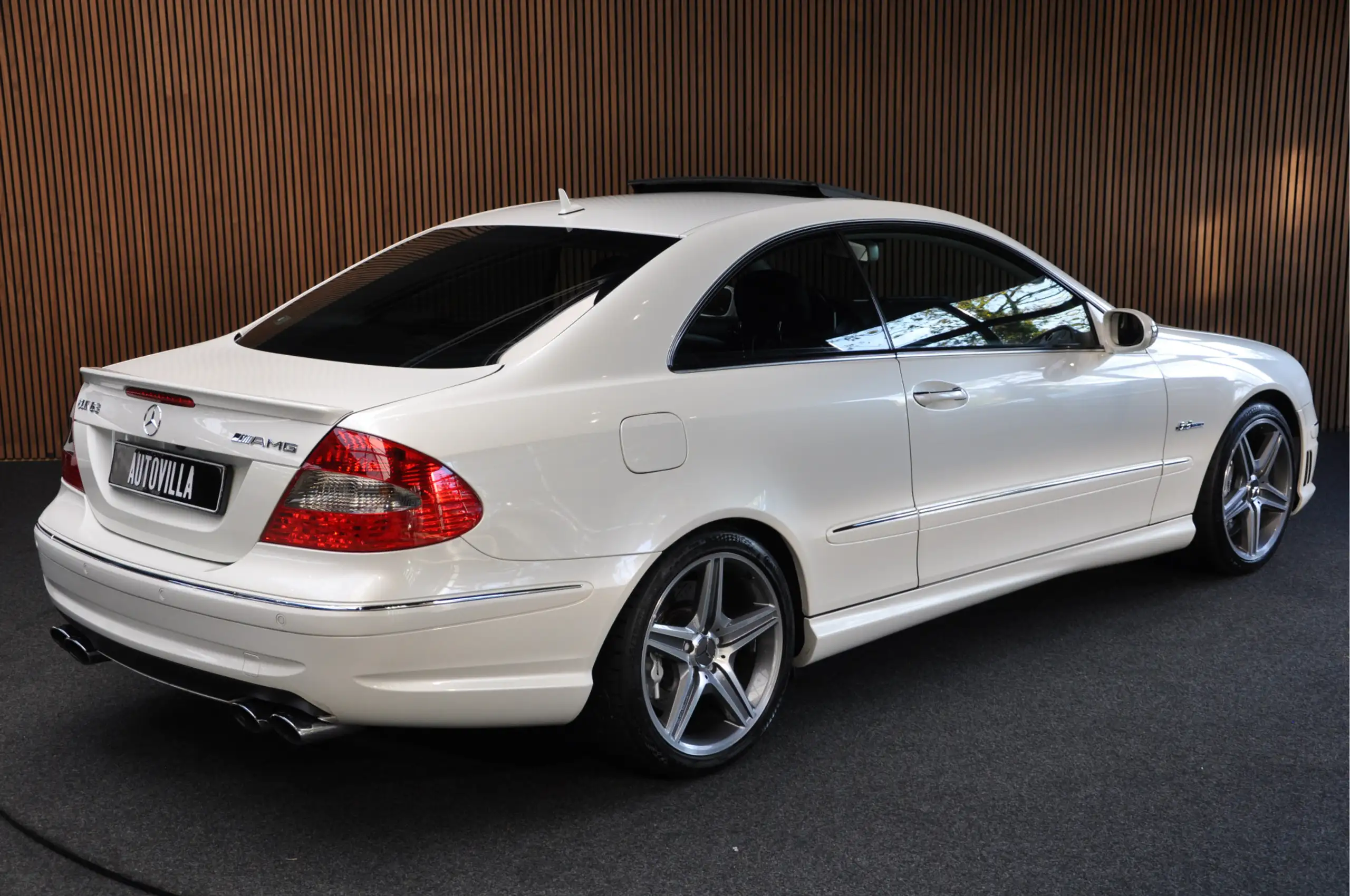 Mercedes-Benz - CLK 63 AMG