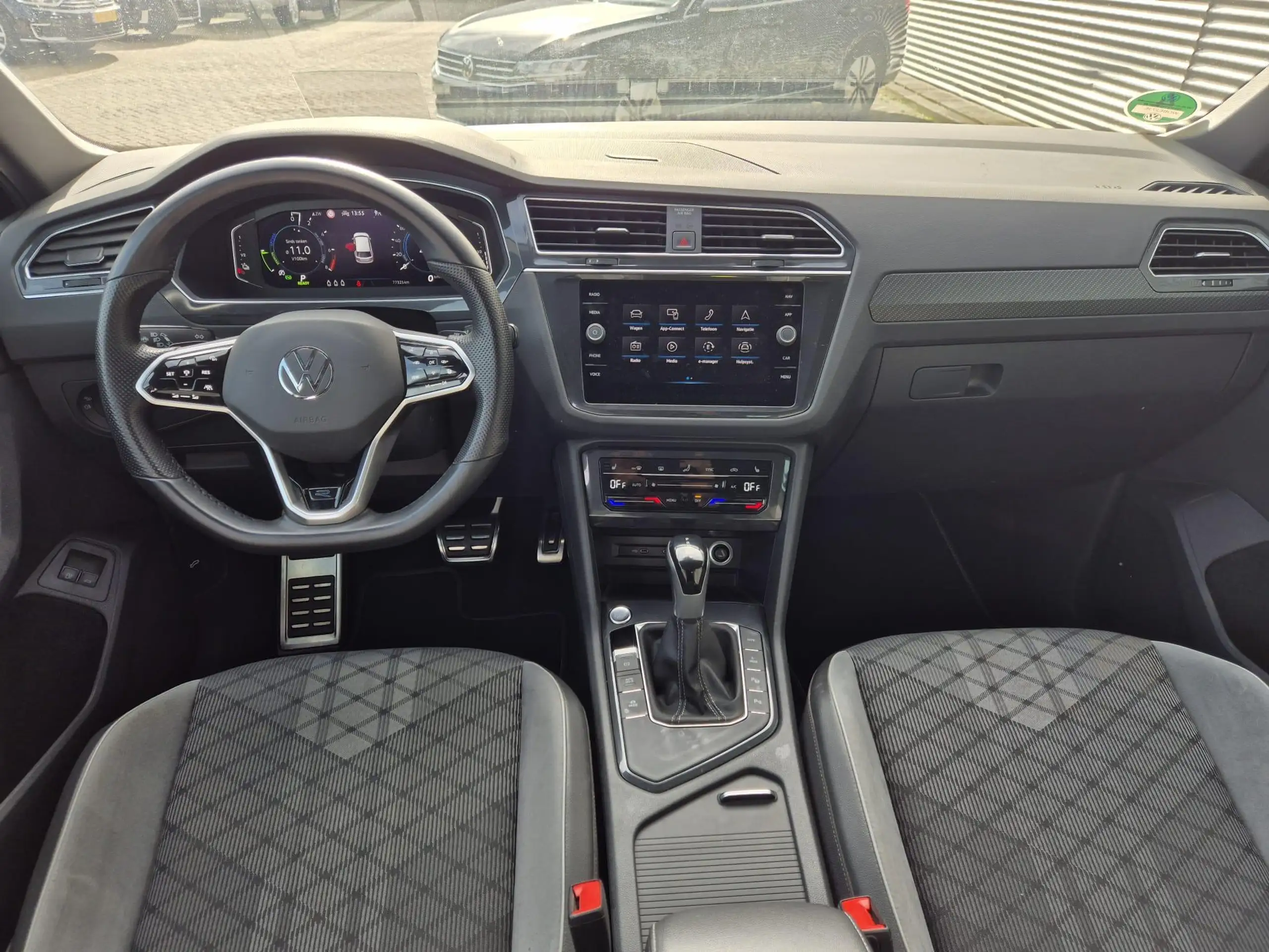 Volkswagen - Tiguan