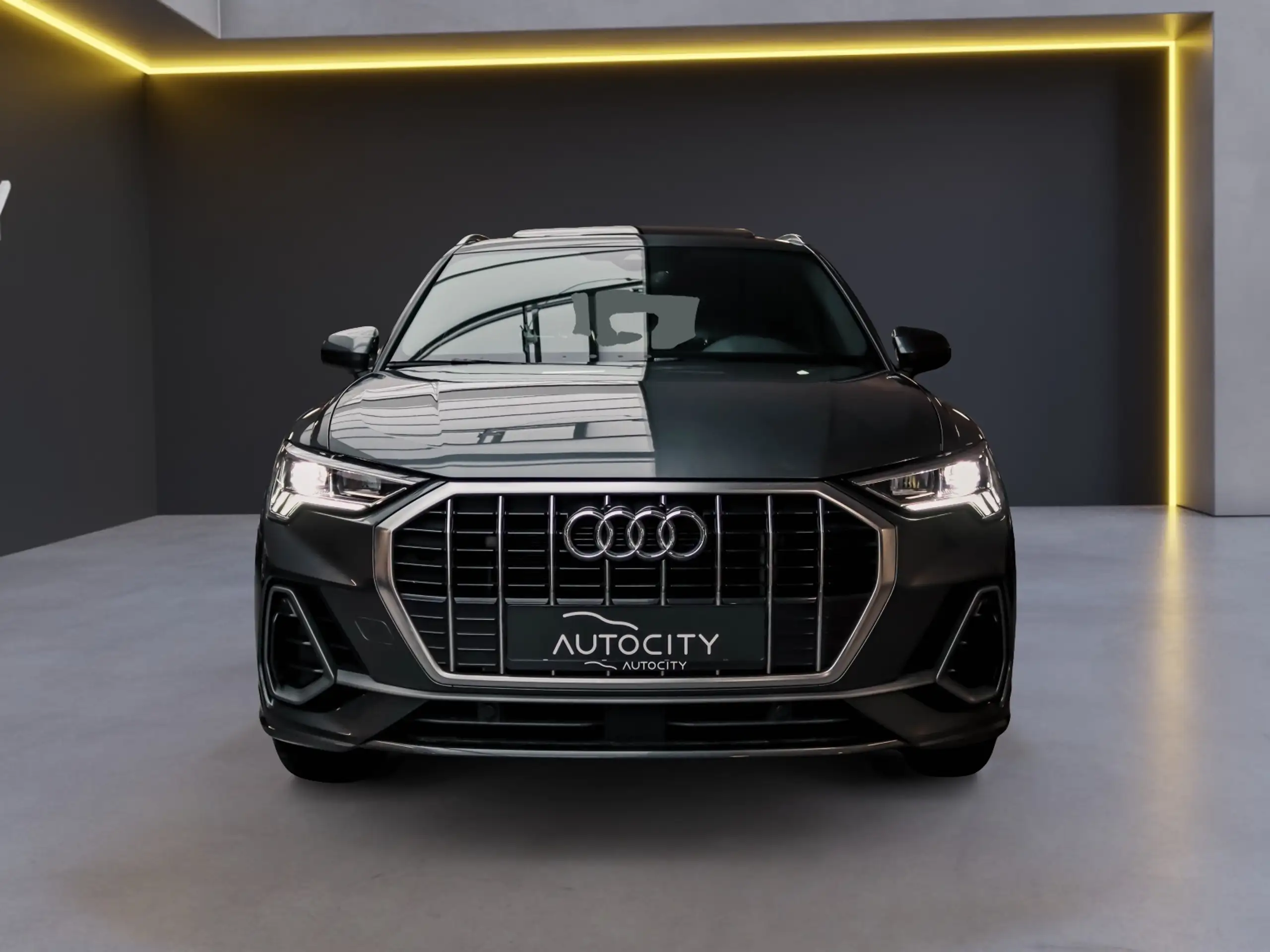 Audi - Q3