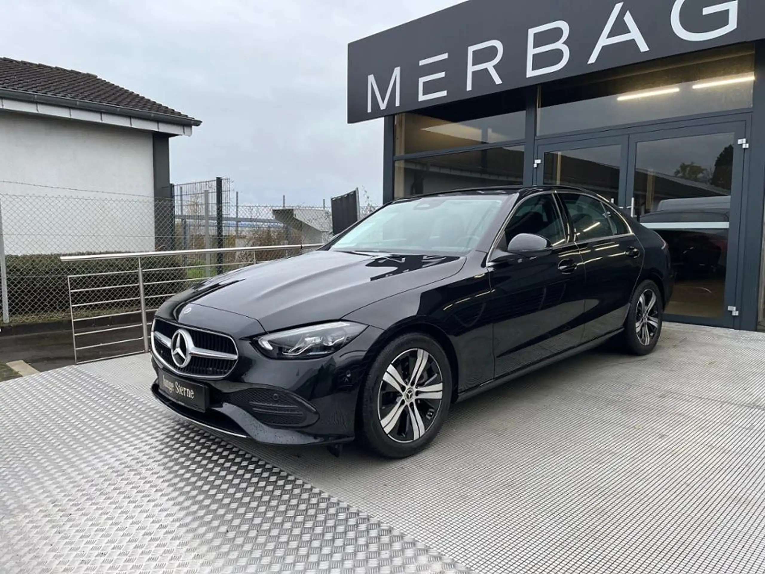 Mercedes-Benz - C 300