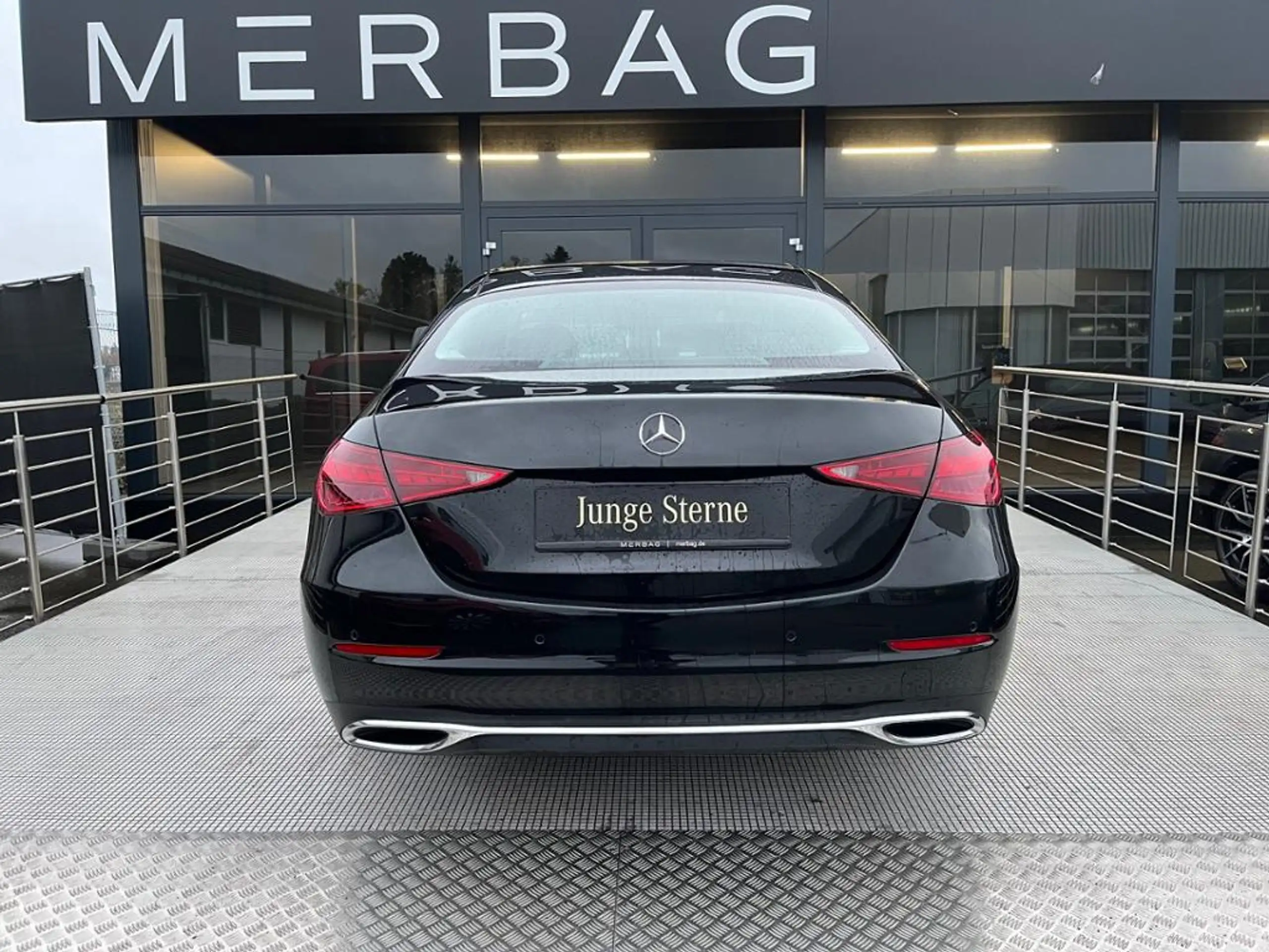 Mercedes-Benz - C 300