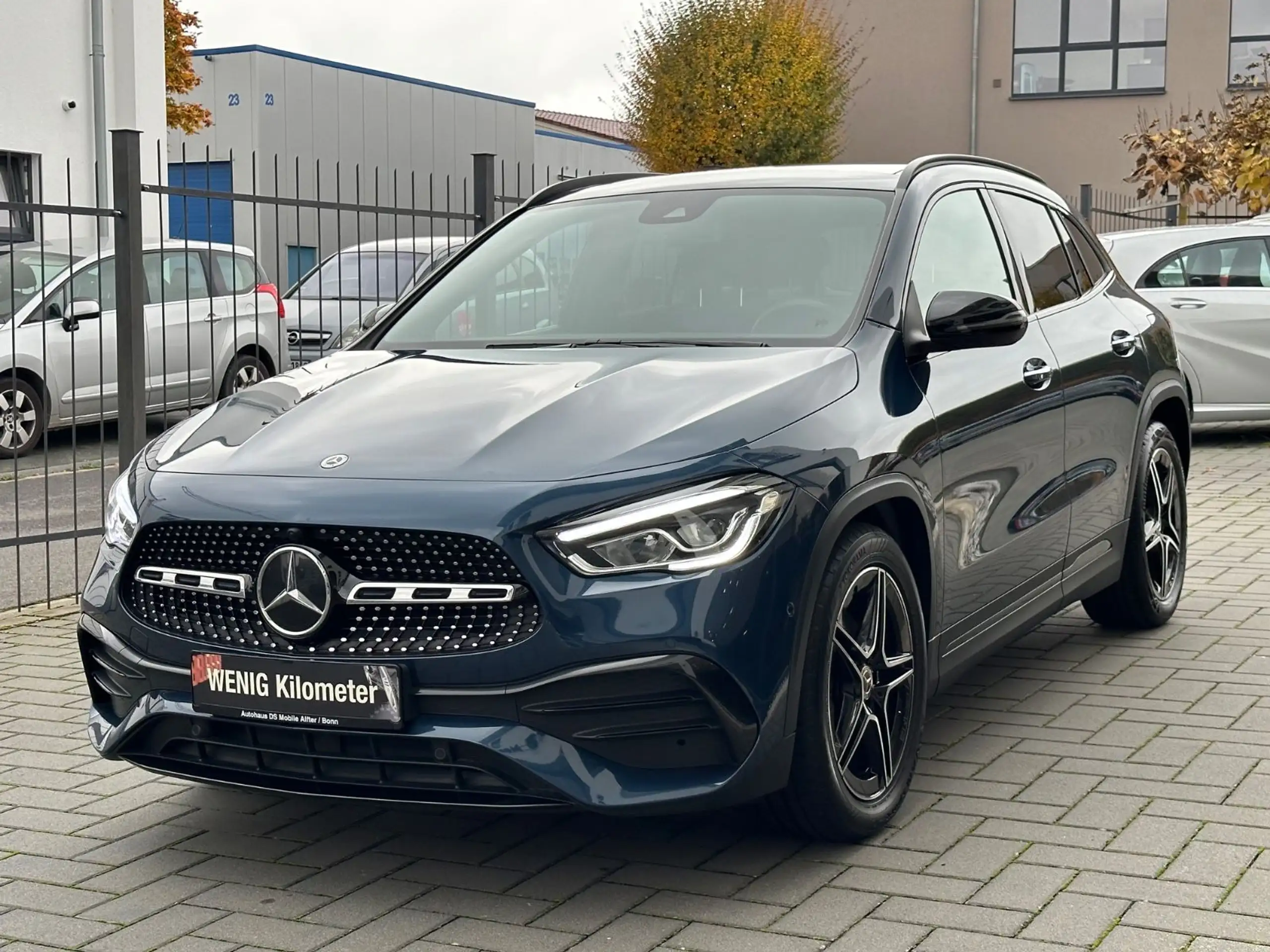 Mercedes-Benz - GLA 200