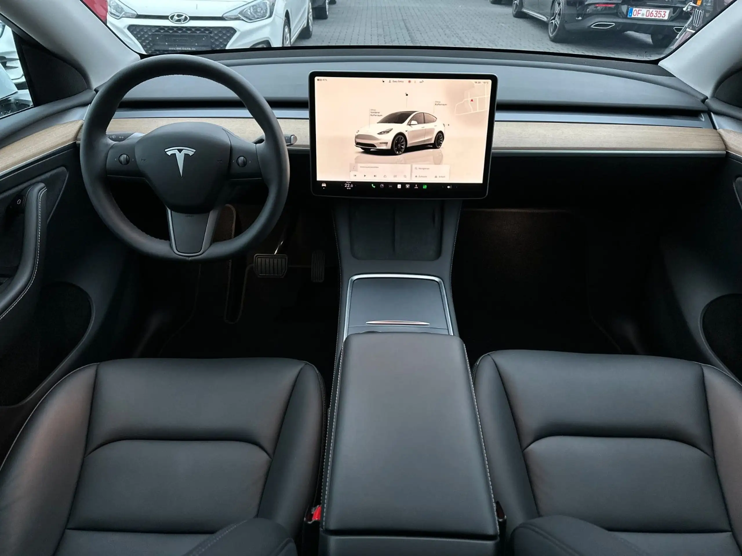 Tesla - Model Y