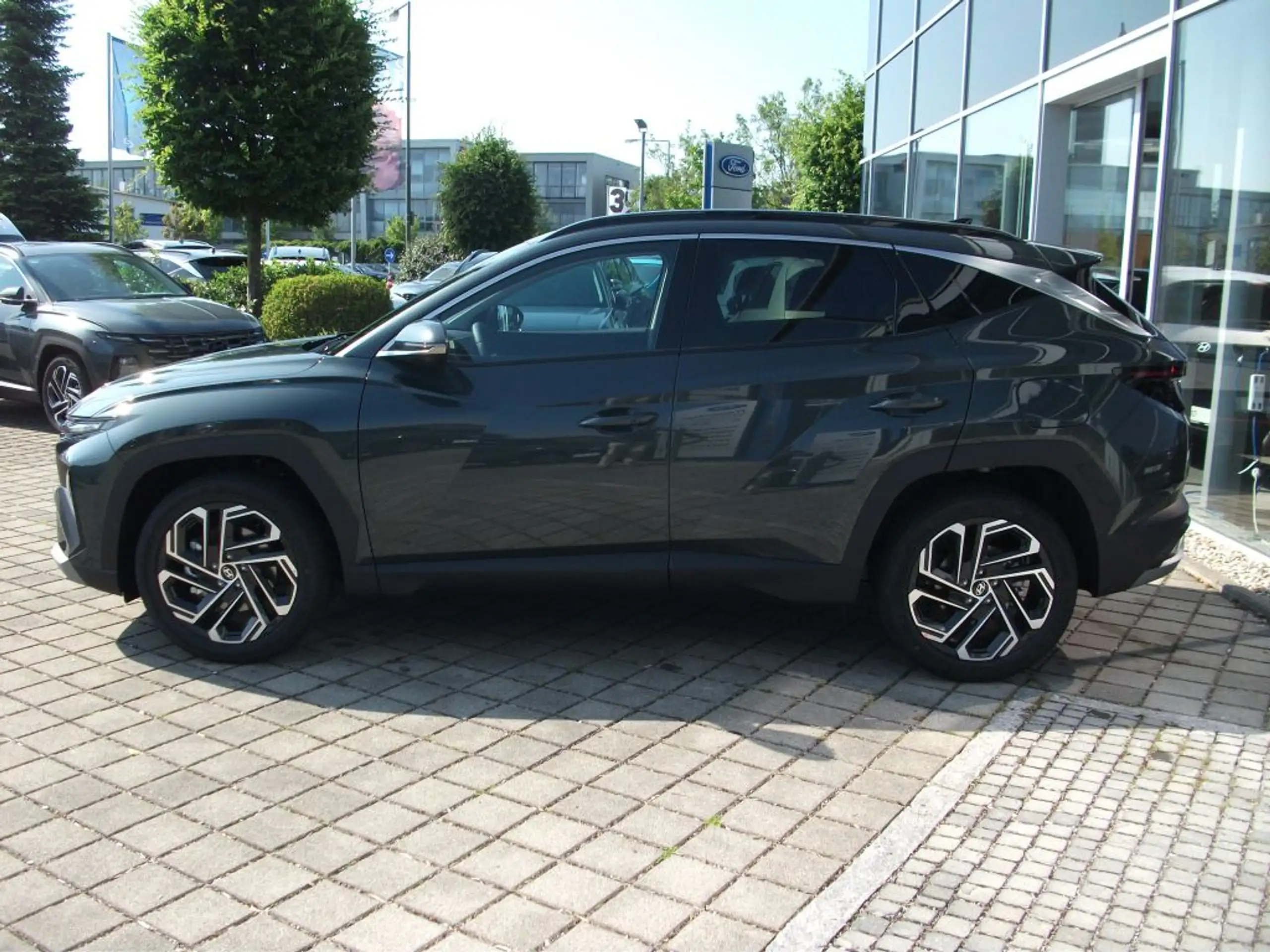 Hyundai - TUCSON