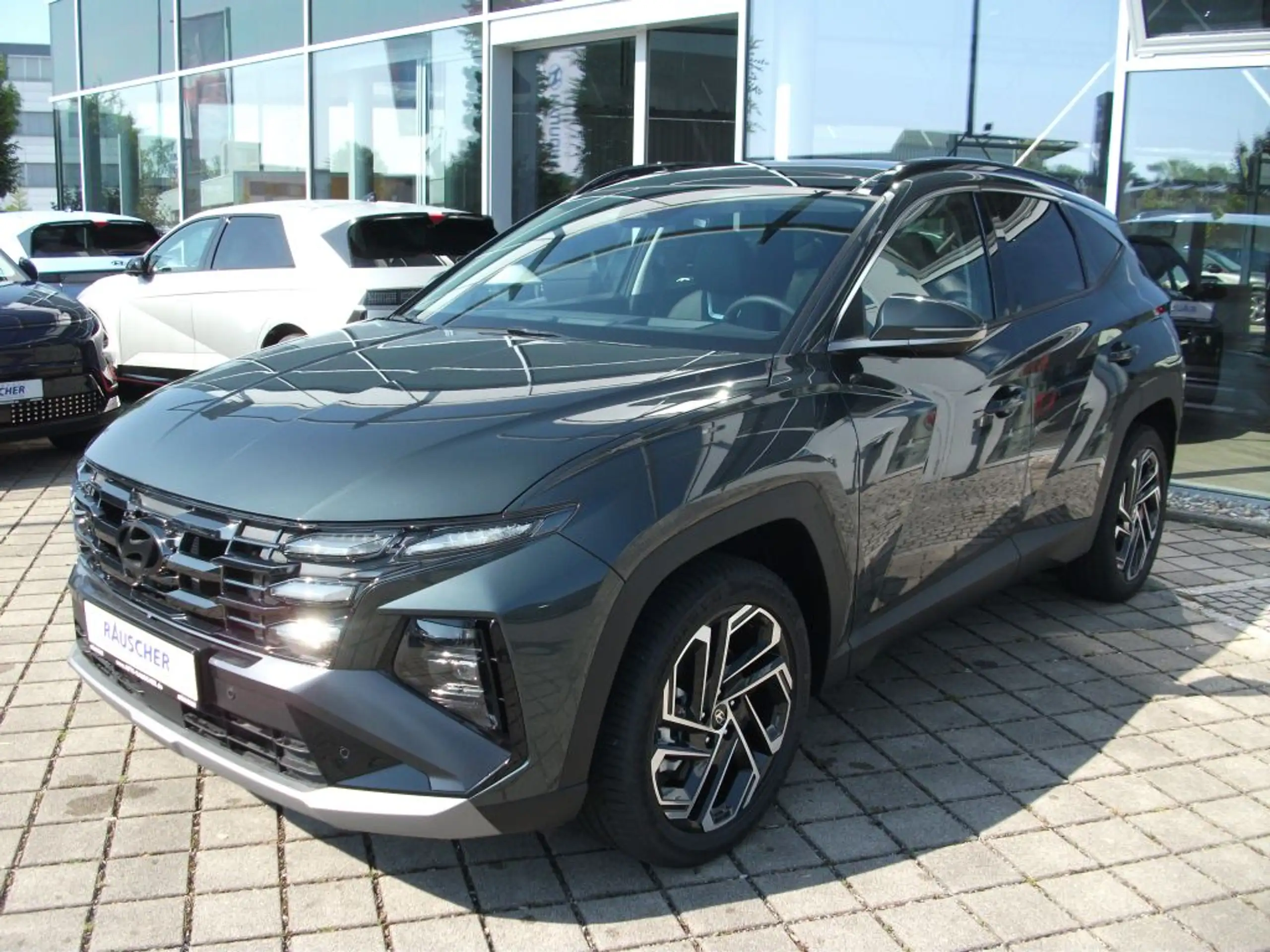 Hyundai - TUCSON