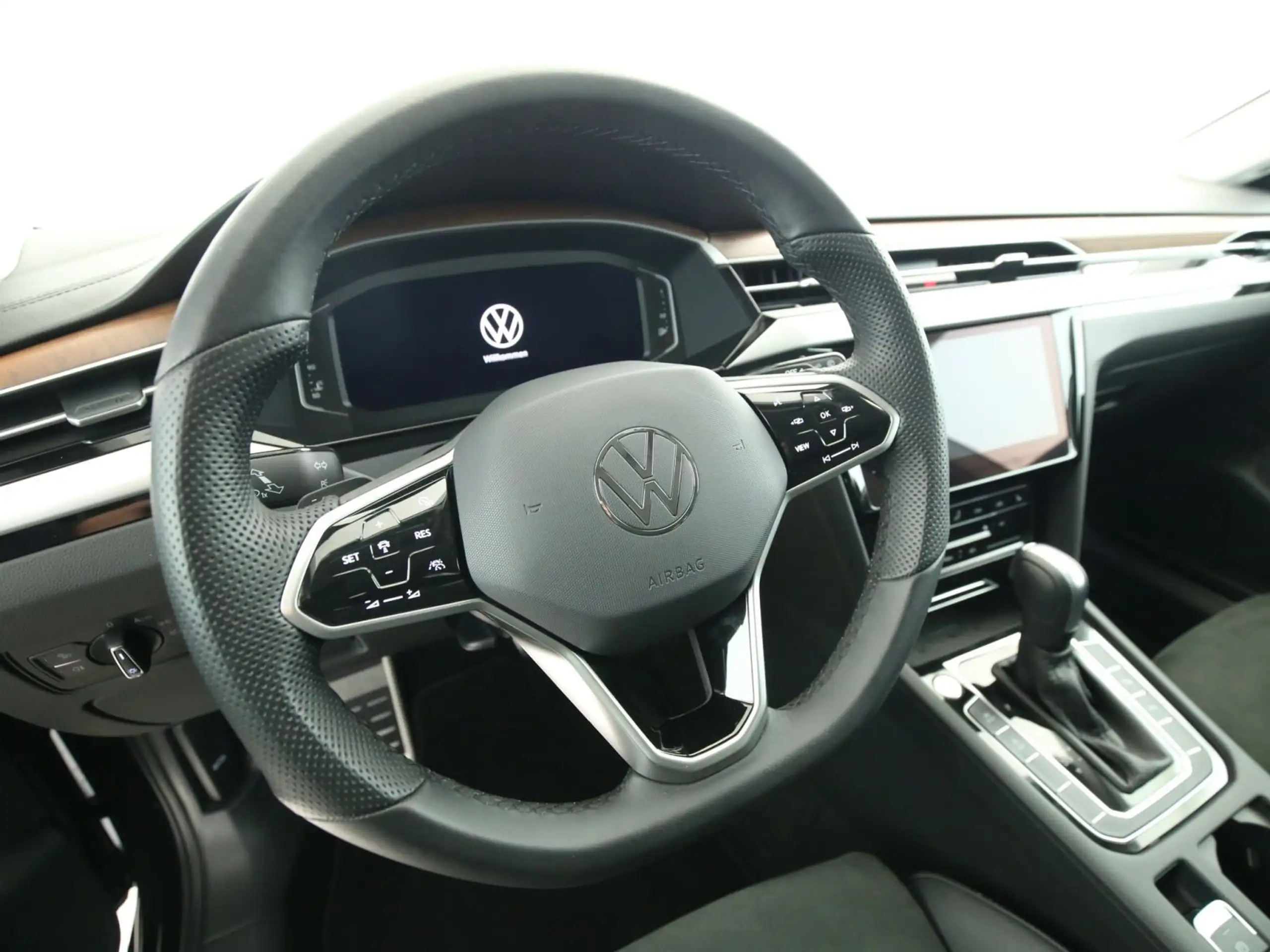 Volkswagen - Arteon