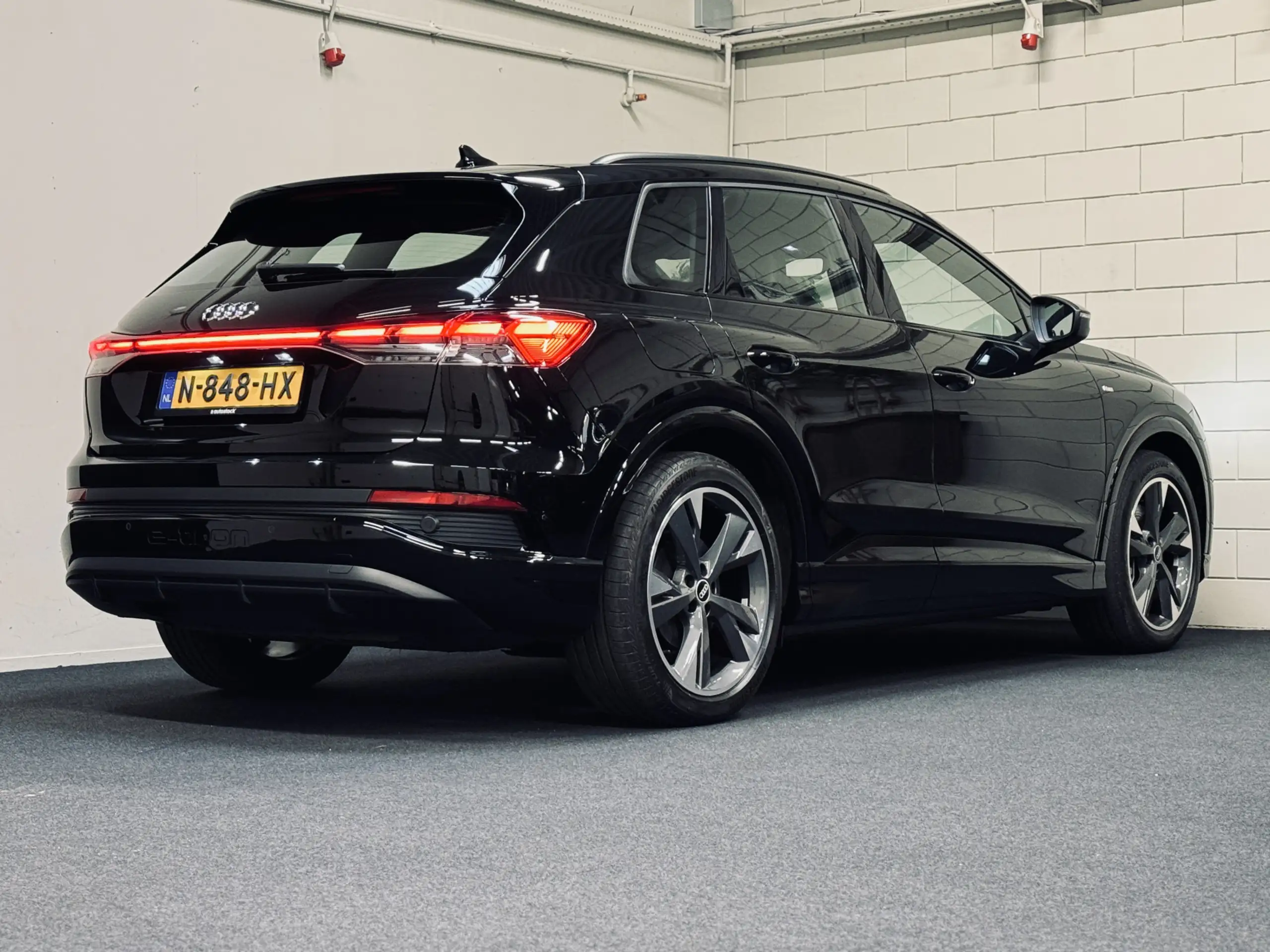 Audi - Q4 e-tron