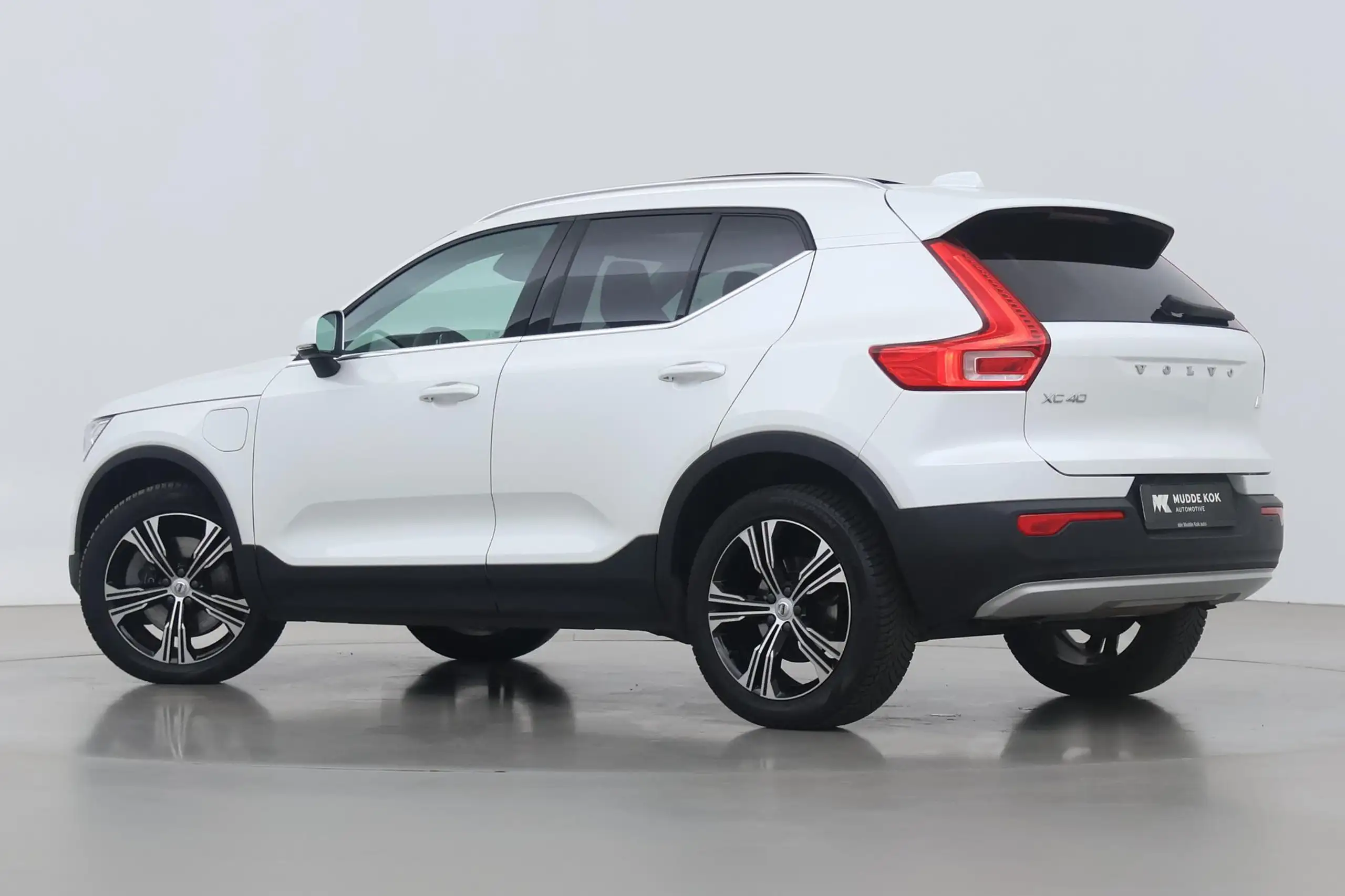 Volvo - XC40