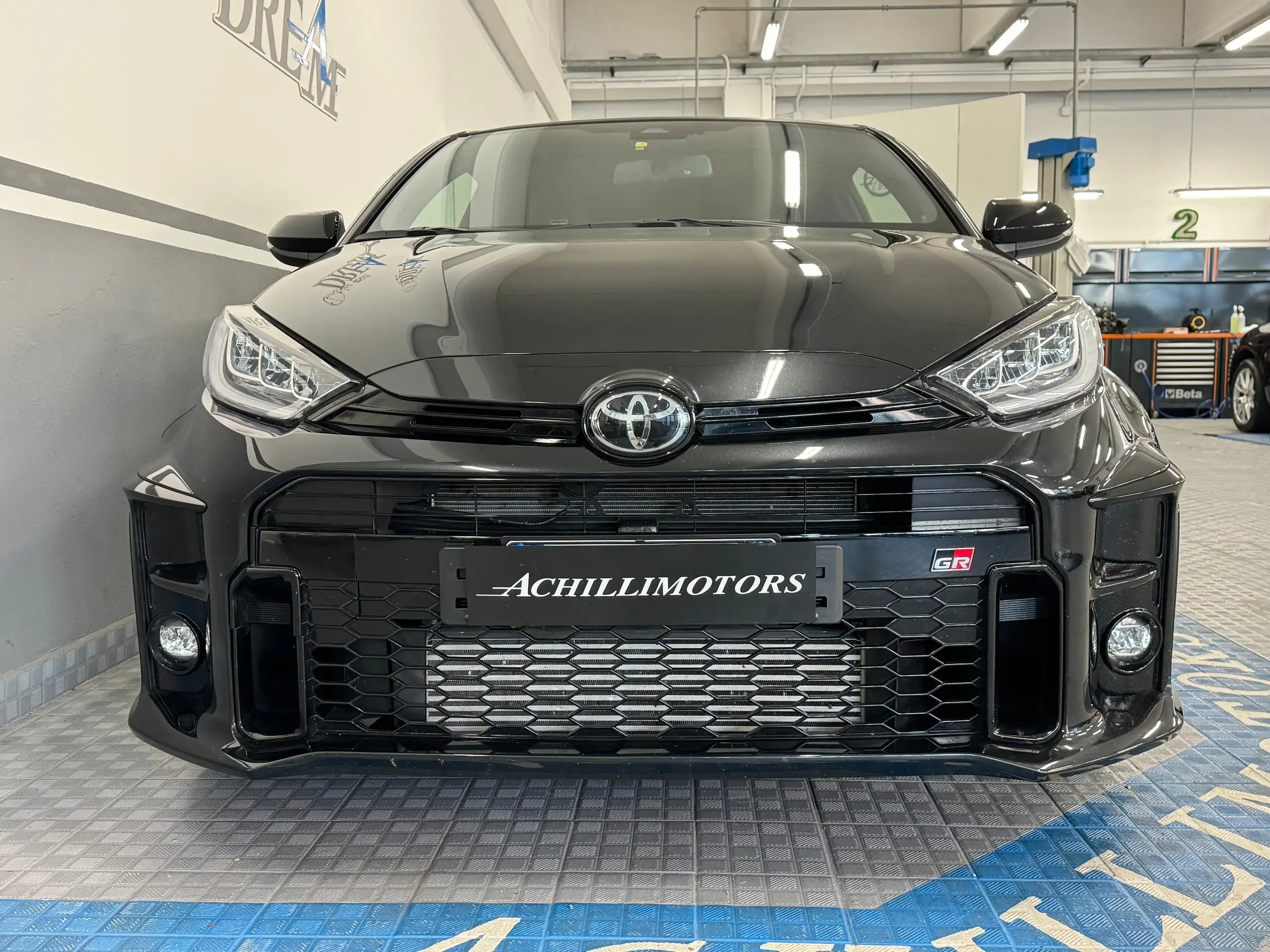 Toyota - Yaris