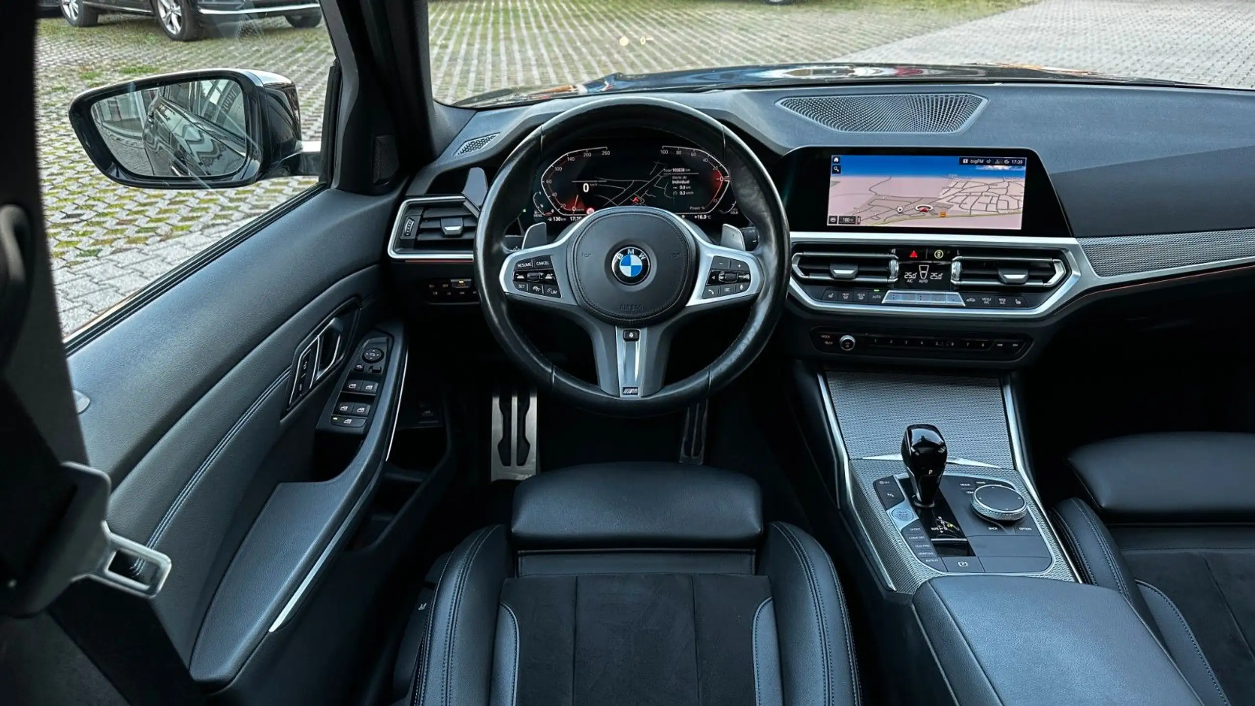 BMW - 330