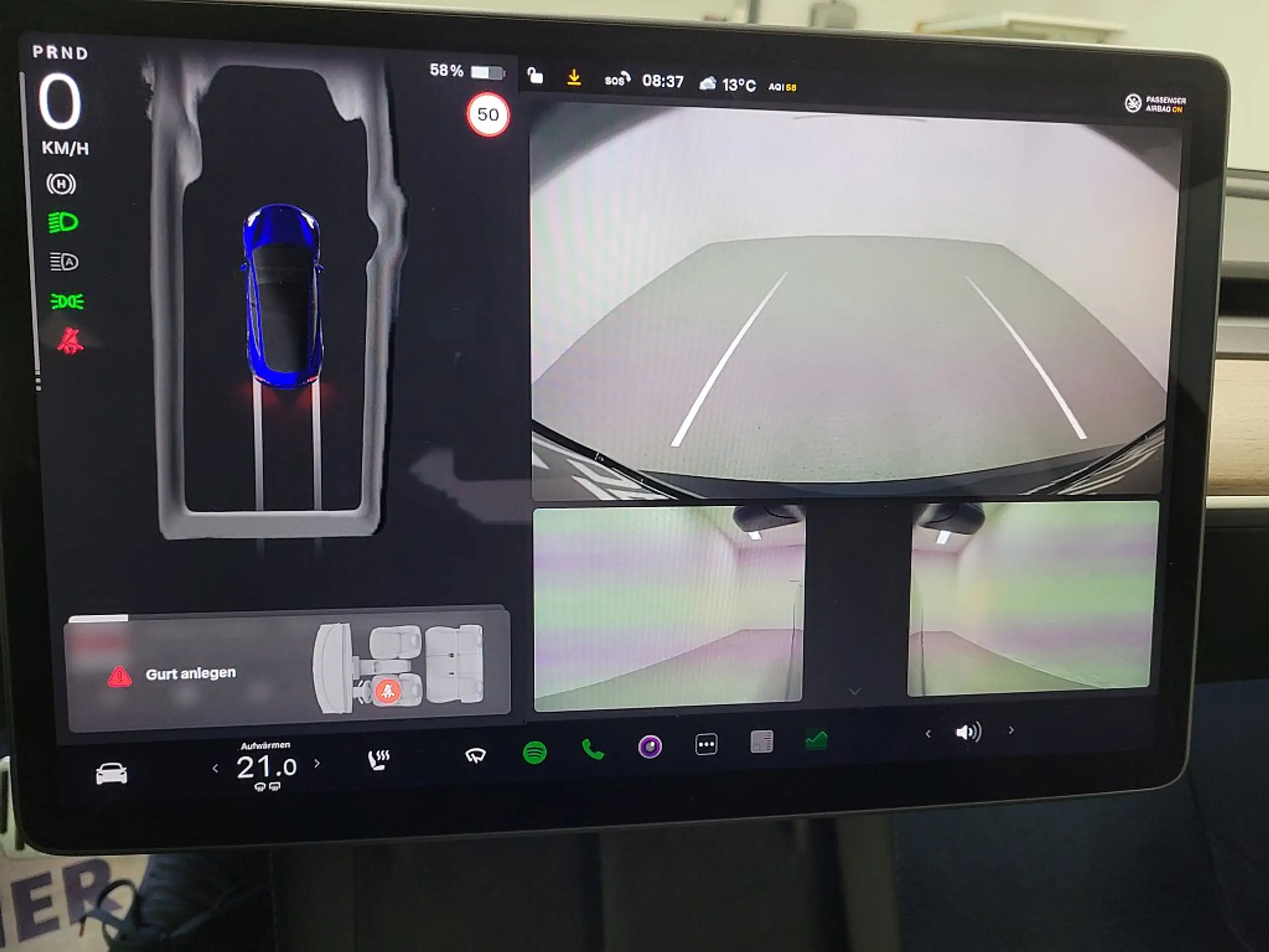 Tesla - Model 3