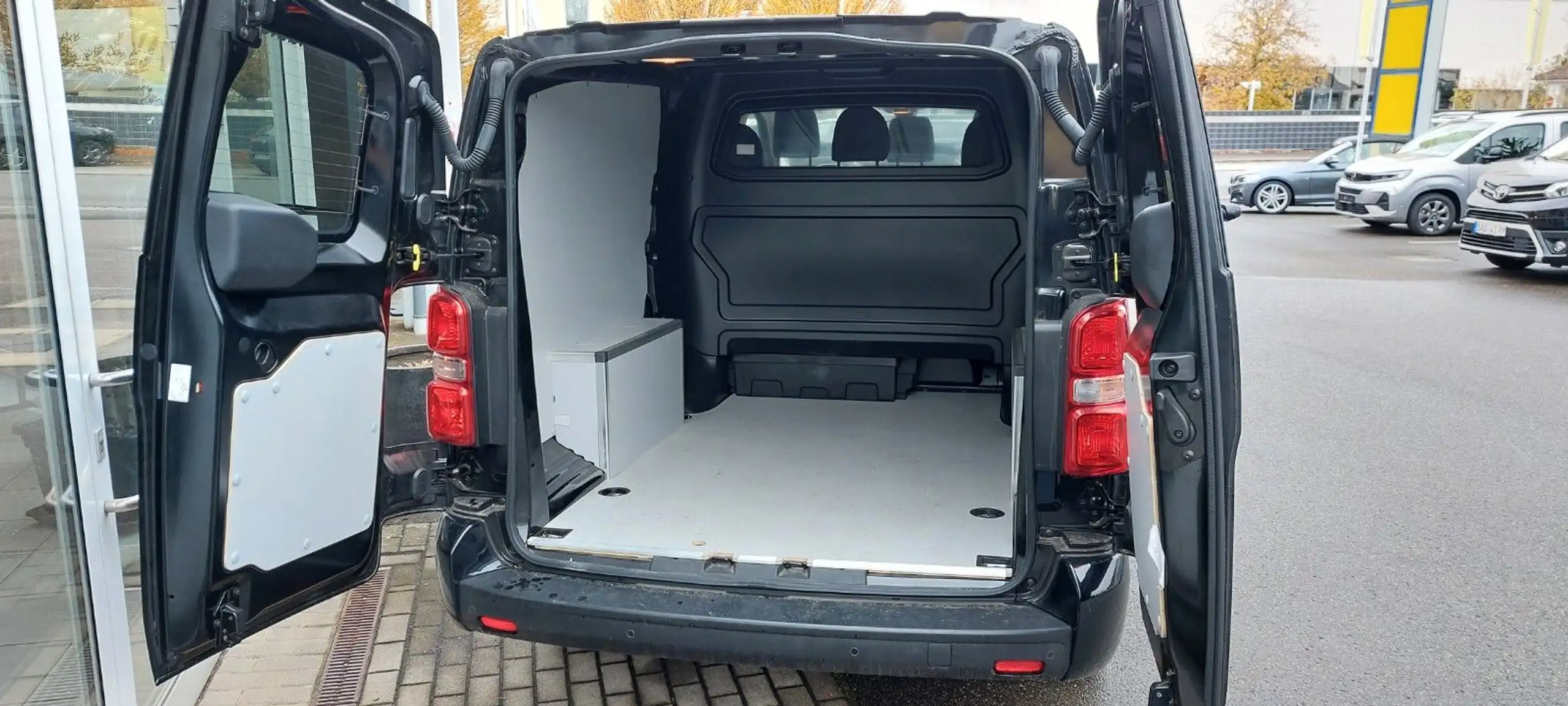 Opel - Vivaro