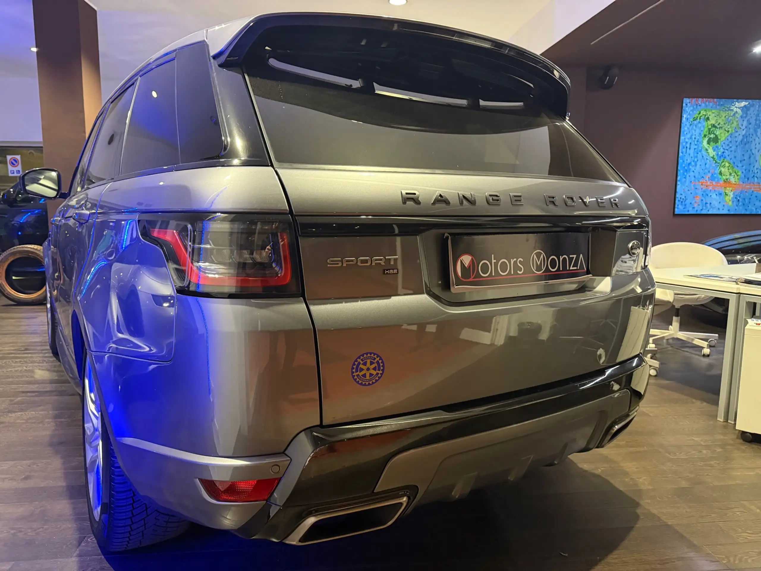 Land Rover - Range Rover Sport