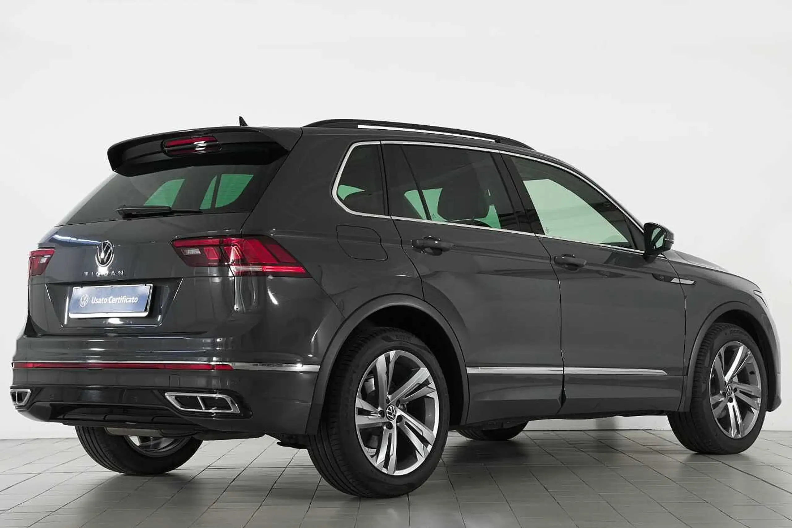 Volkswagen - Tiguan