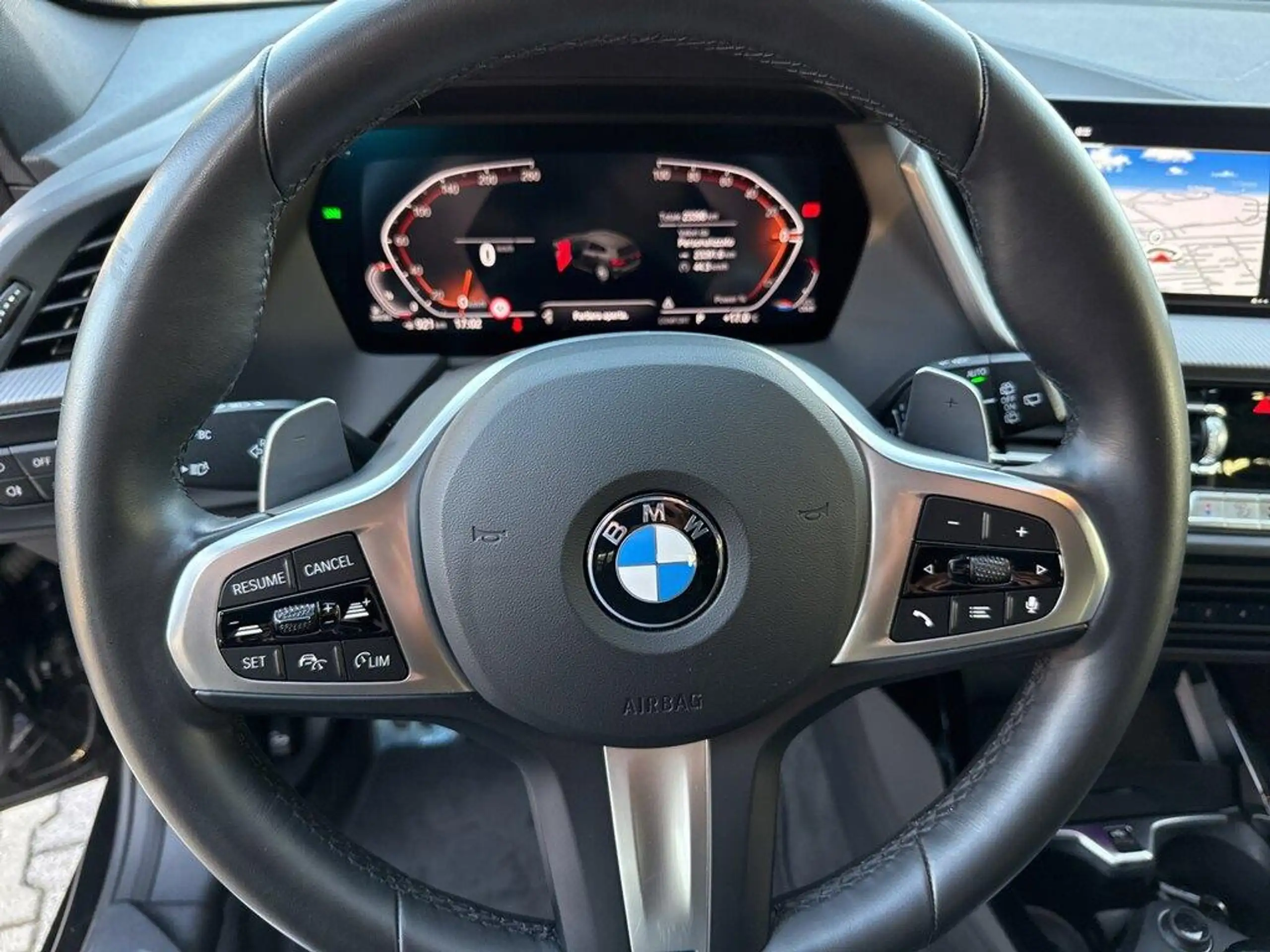 BMW - 118