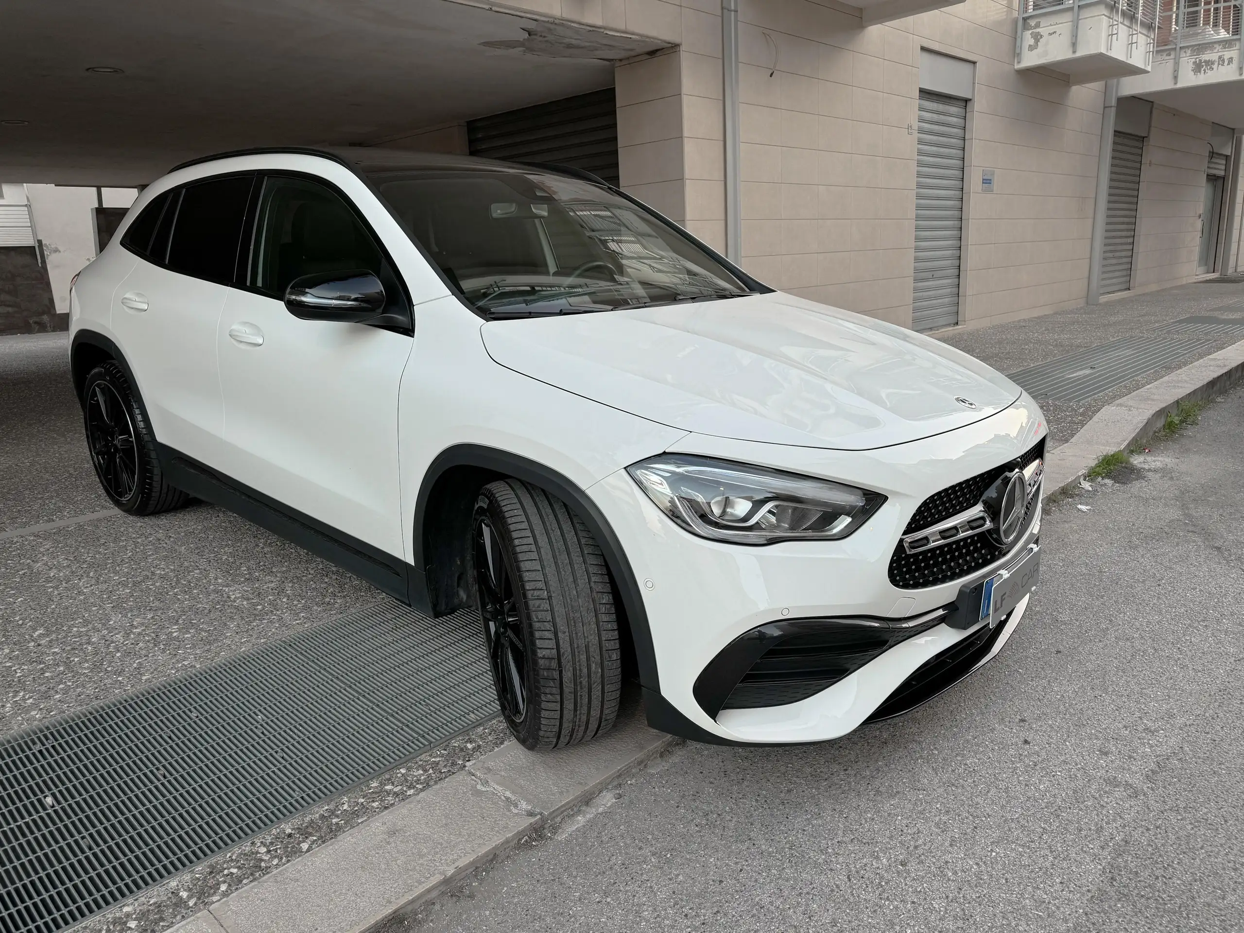 Mercedes-Benz - GLA 180