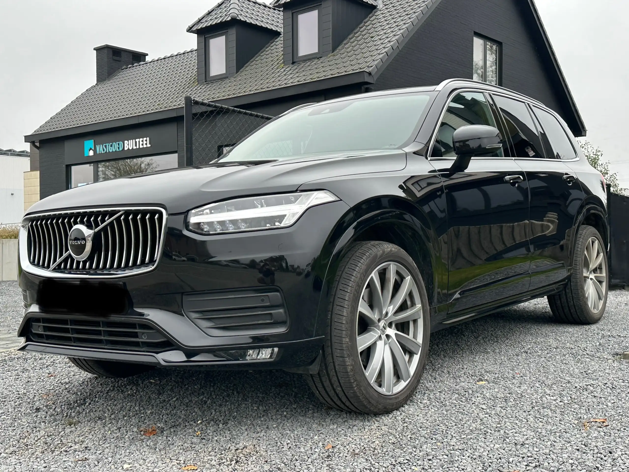 Volvo - XC90