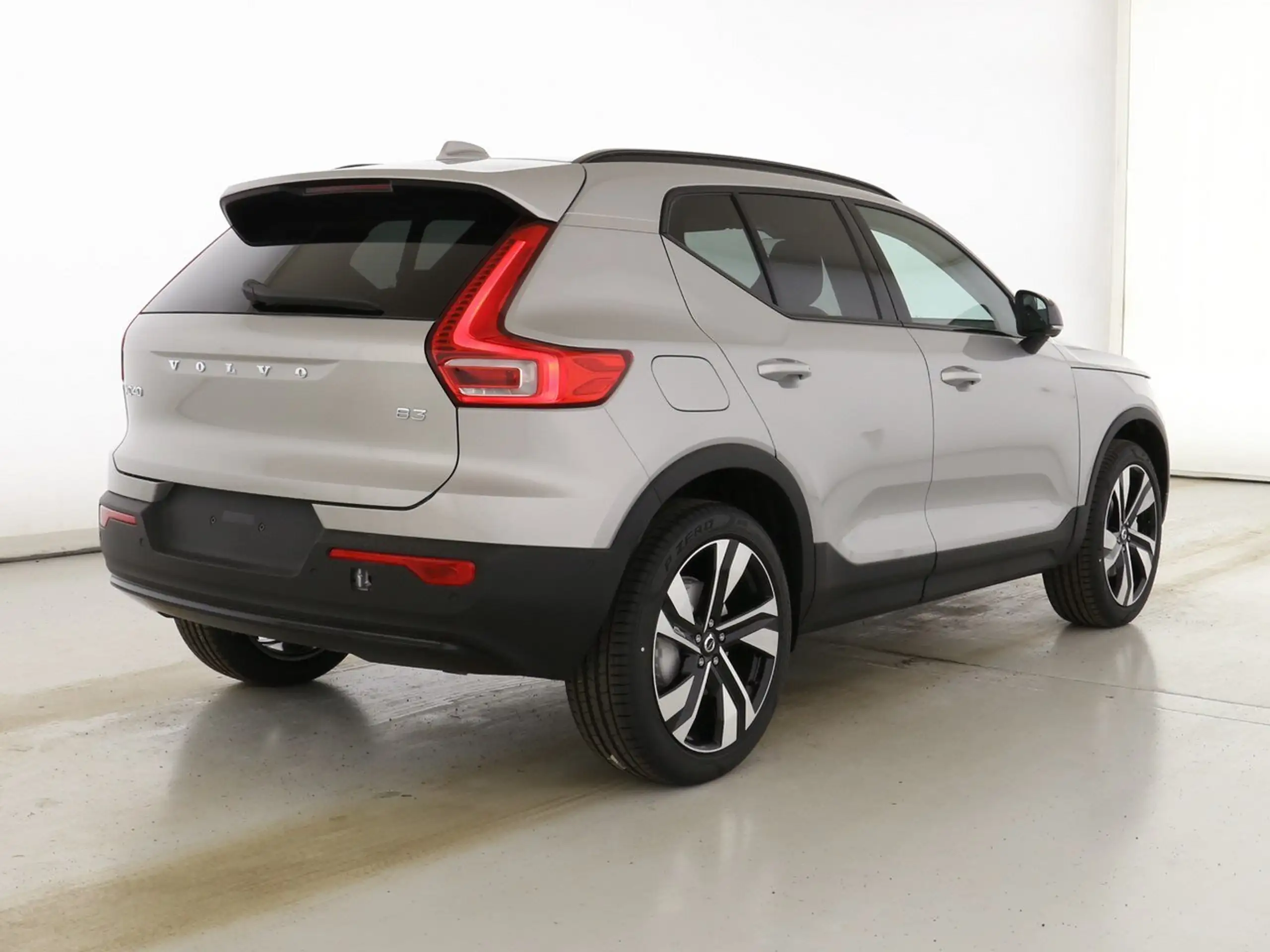 Volvo - XC40