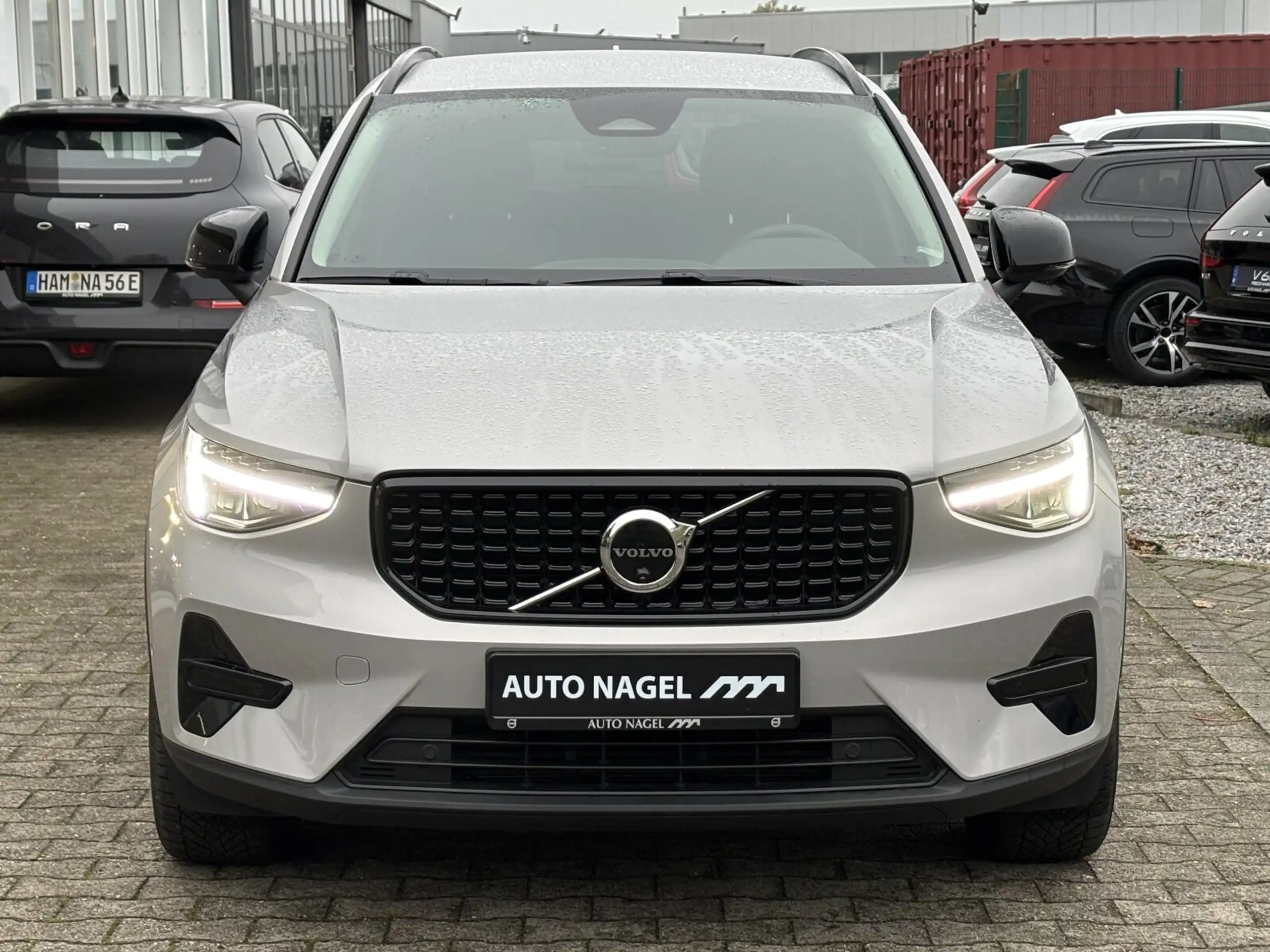 Volvo - XC40