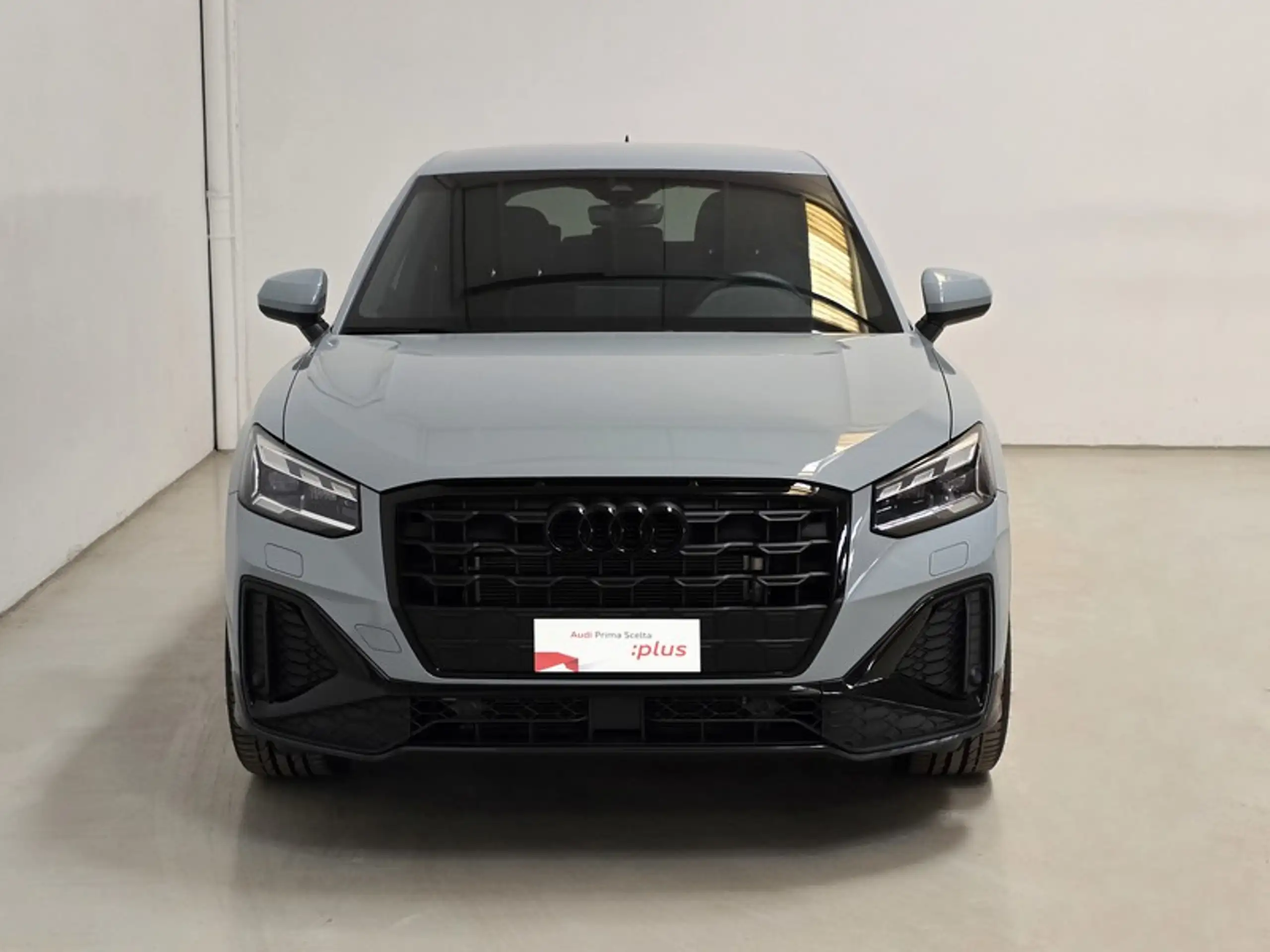 Audi - Q2