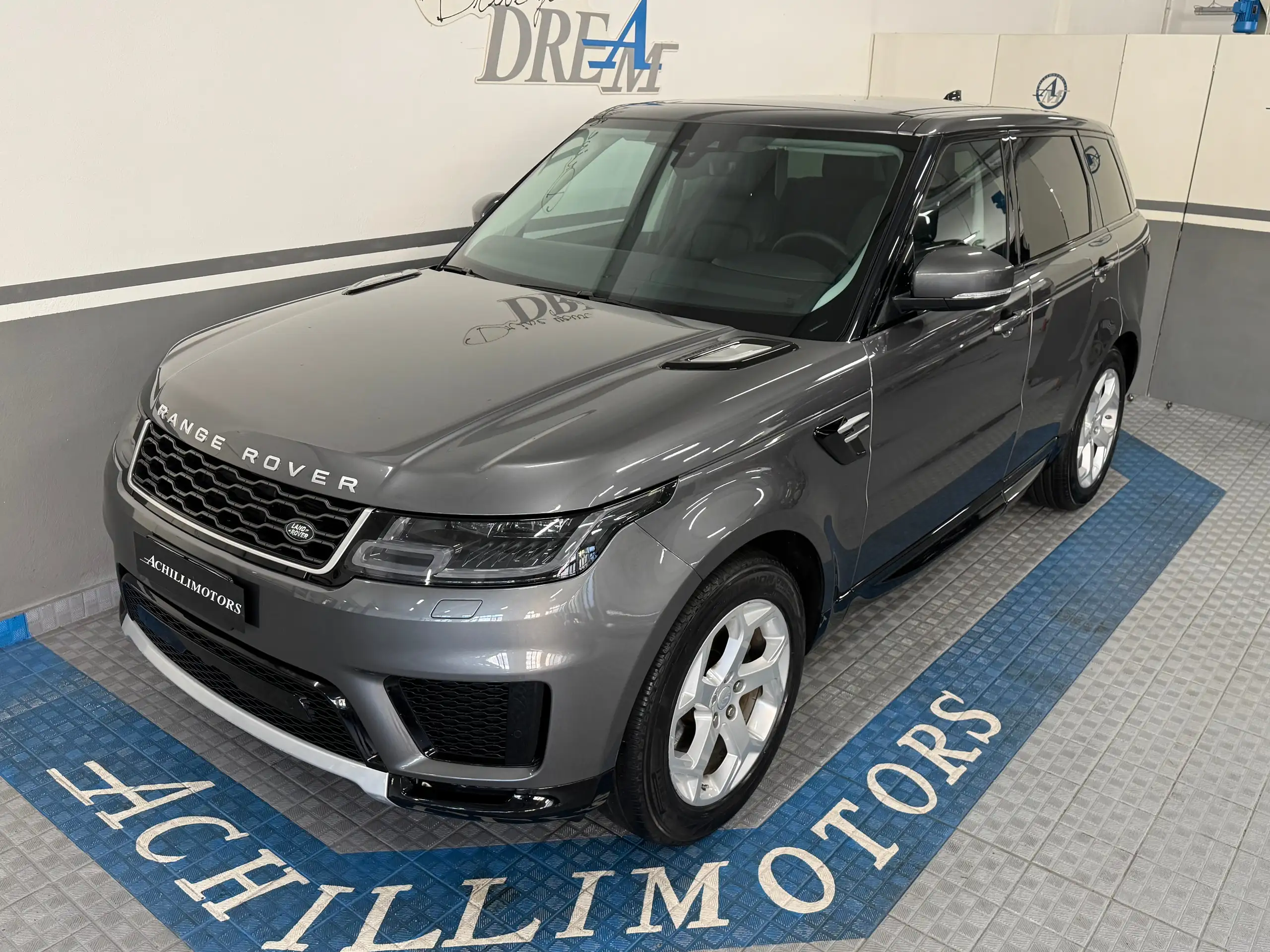 Land Rover - Range Rover Sport