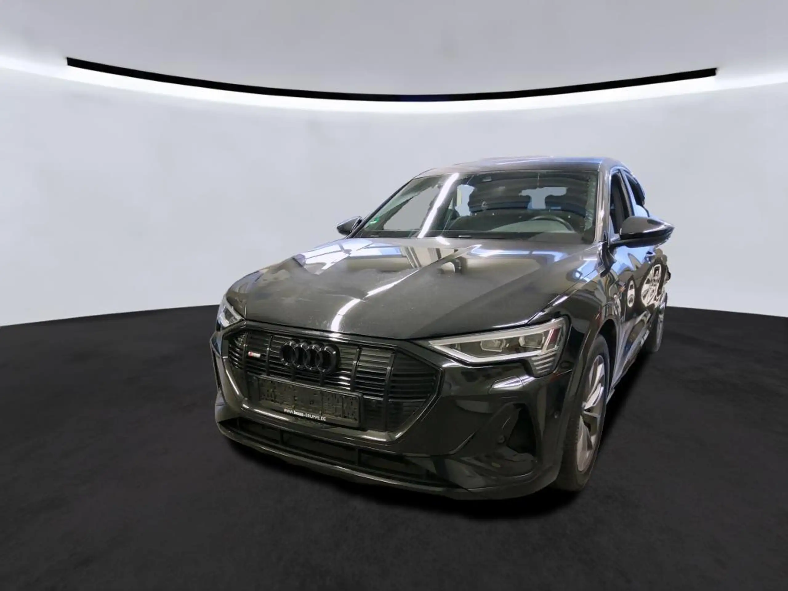 Audi - e-tron