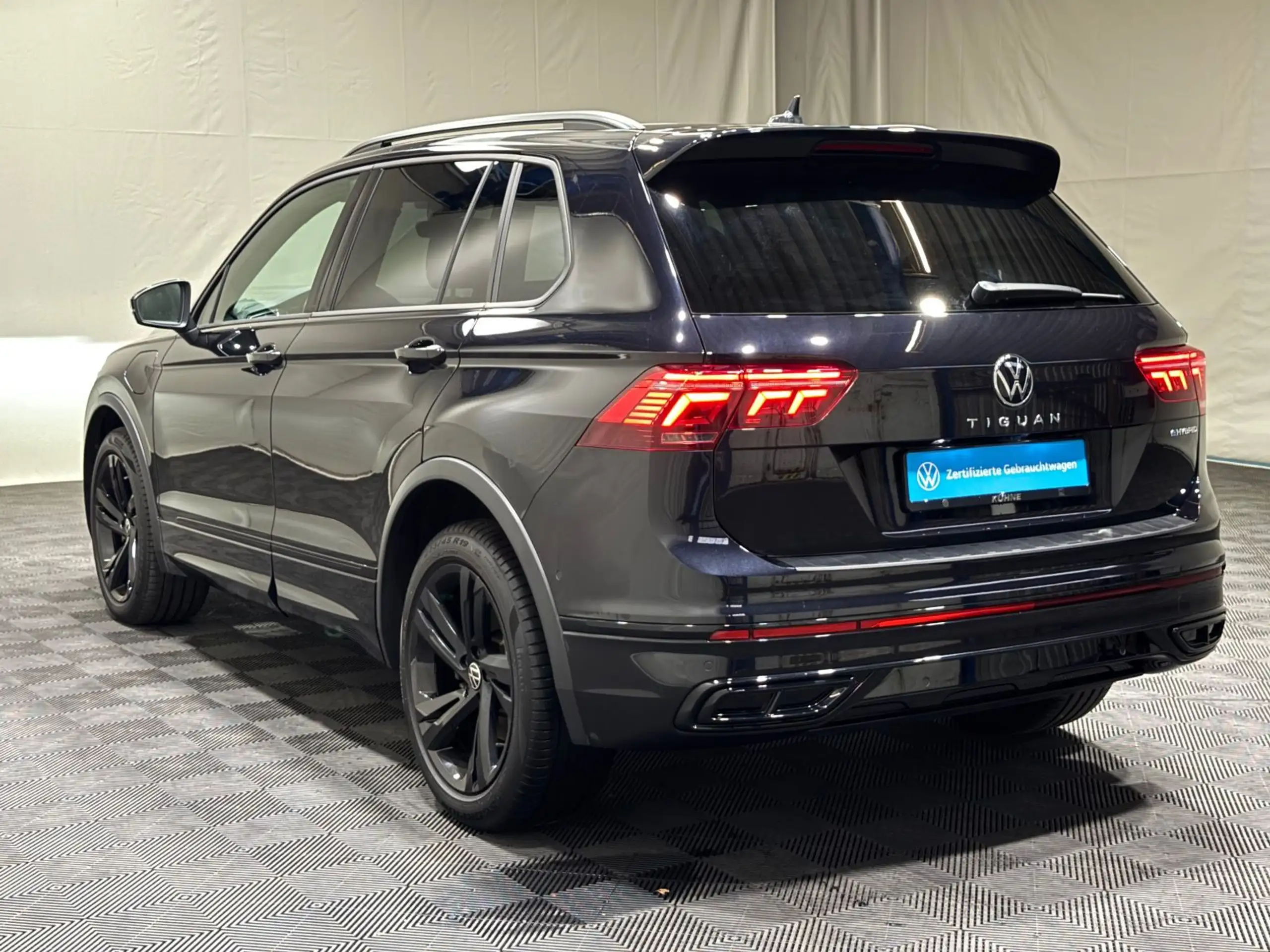 Volkswagen - Tiguan